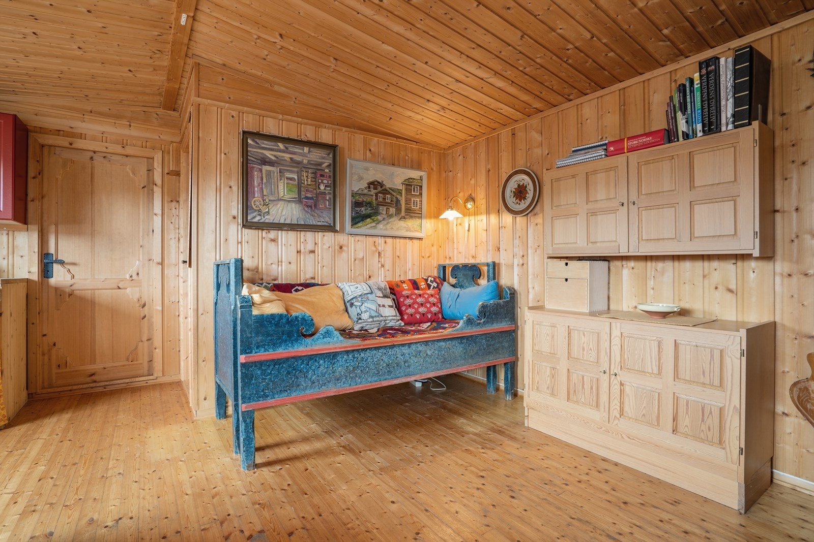 Åpent rom med mulighet for ulike møblering. Galleribilde