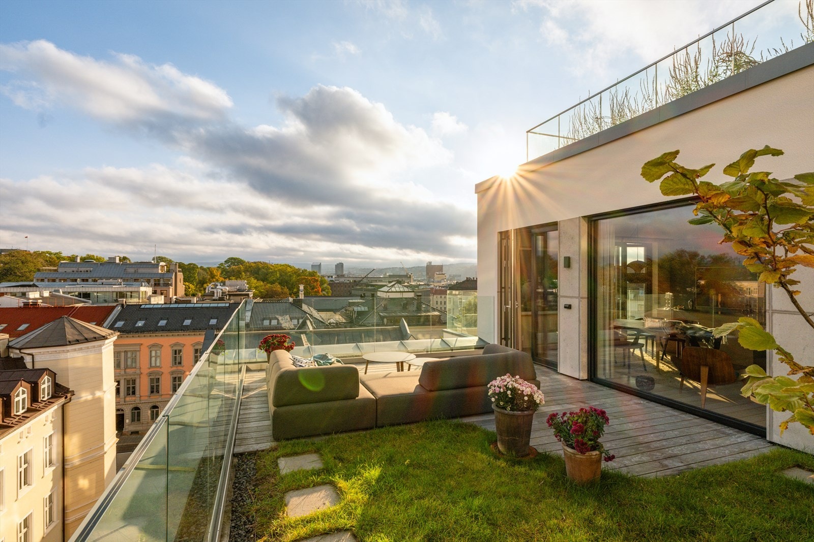 Emera Eiendomsmegling ønsker velkommen til Inkognitogata 41, Sommerrokvartalet! Foto: Joakim Karlsen. Galleribilde