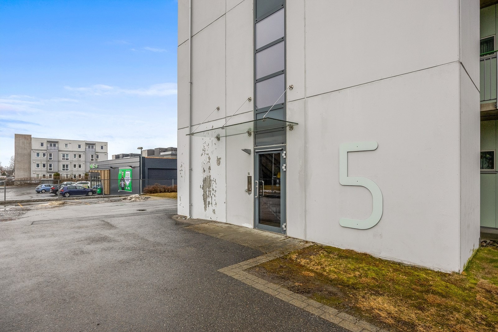 Hovedinngang til Smedstuvegen 5. Galleribilde