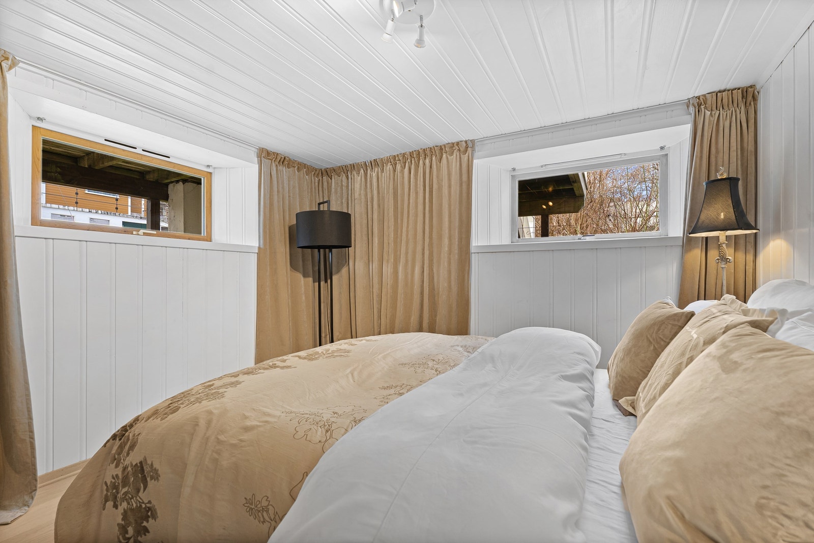 Dallonaveien 59
Ombygd i 2001, se punkt ferdigattest. Galleribilde