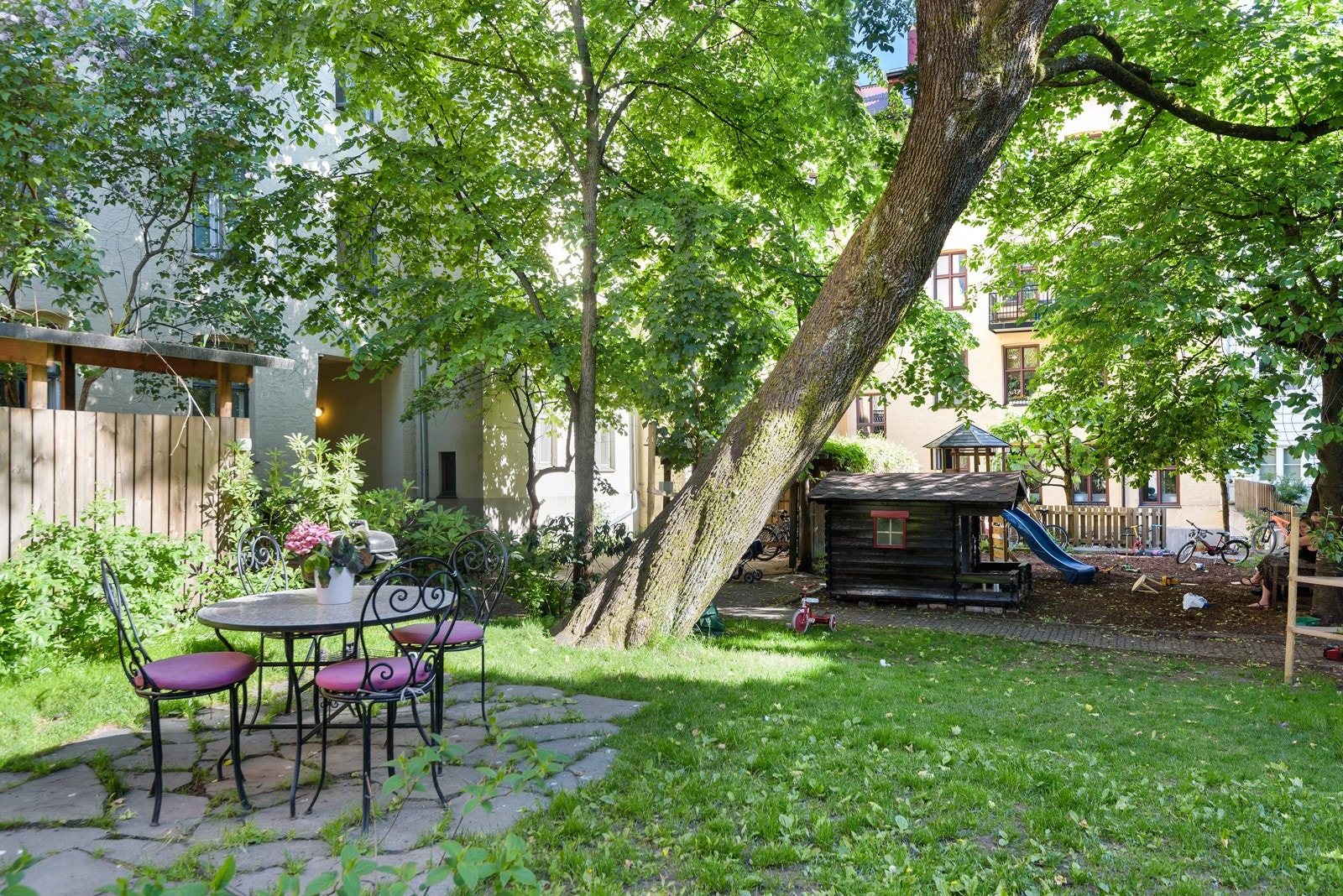 - Lekeplass for de minste - Galleribilde