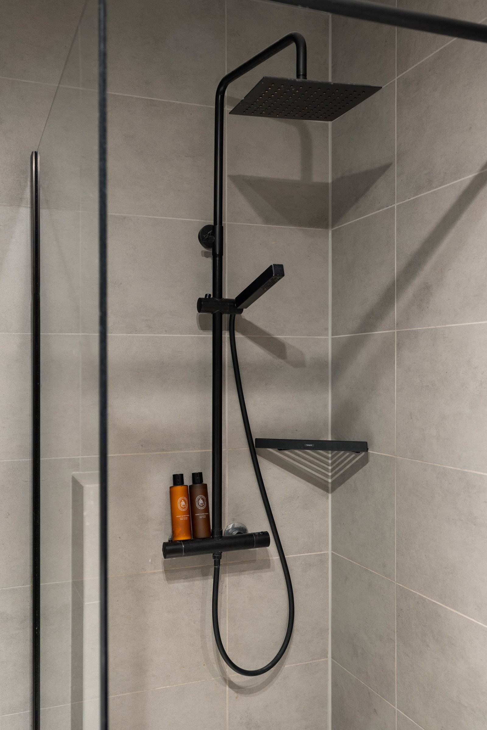 - Takstmann har gjort fuktsøk i badet. Ingen unormale verdier ble registrert - Galleribilde