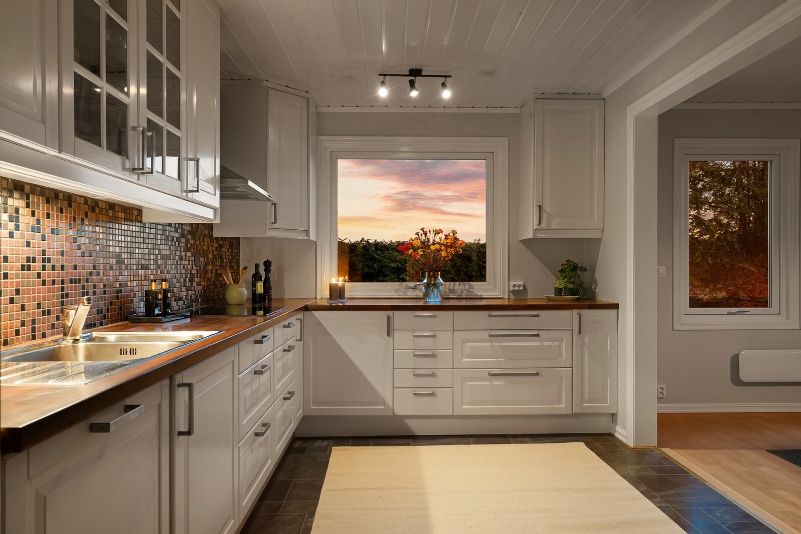 Kjøkkeninnredning fra 2009 Galleribilde