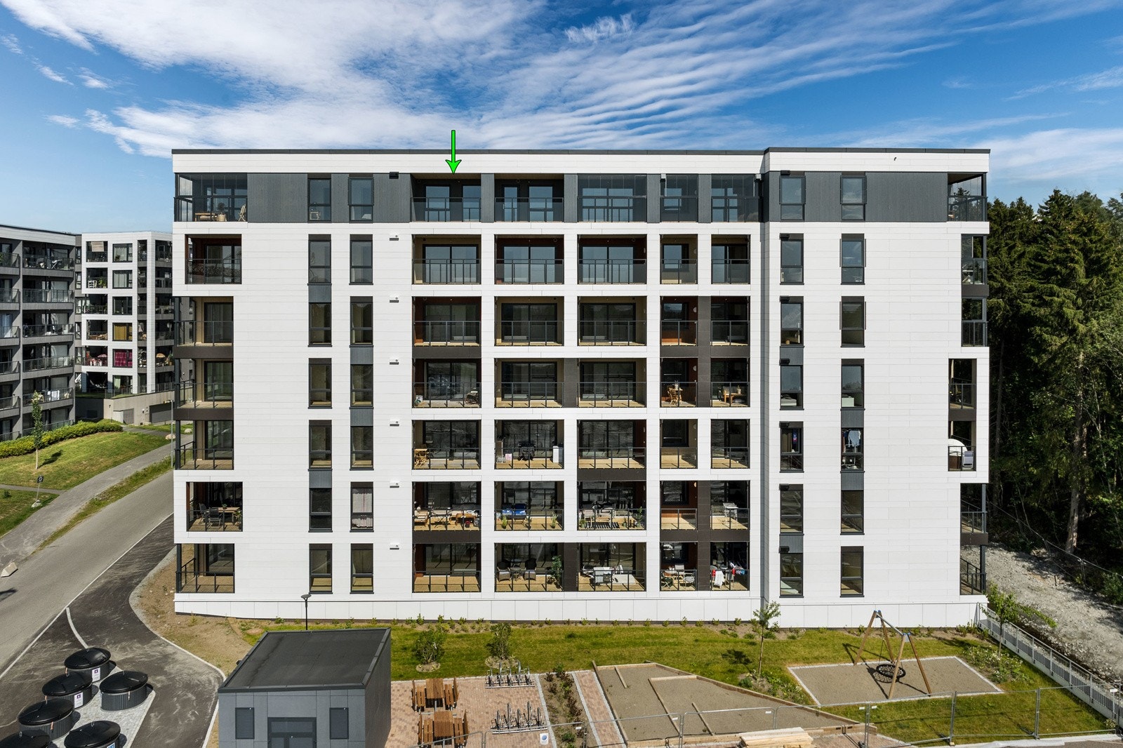 Leiligheten har en meget god internbeliggenhet på toppen av bygget Galleribilde