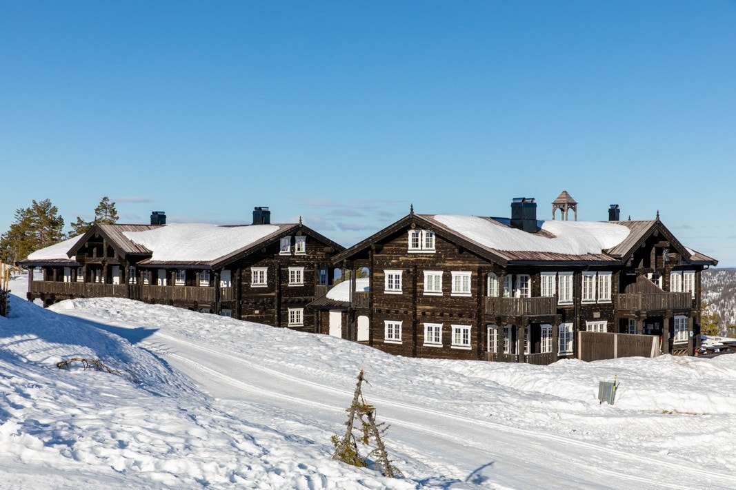 Det er en kort skitur til Blefjell Lodge. Her kan du nyte et godt måltid eller handle på Snarkjøp. Galleribilde
