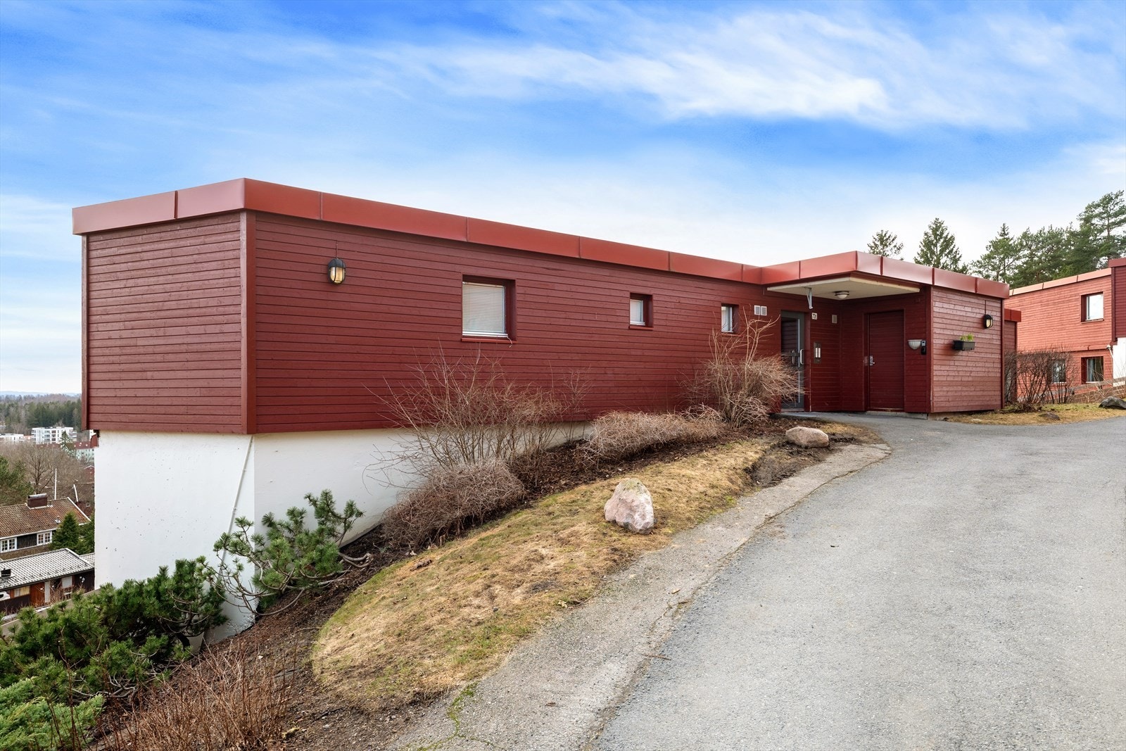 Inngangsparti Holmenkollveien 72 E Galleribilde