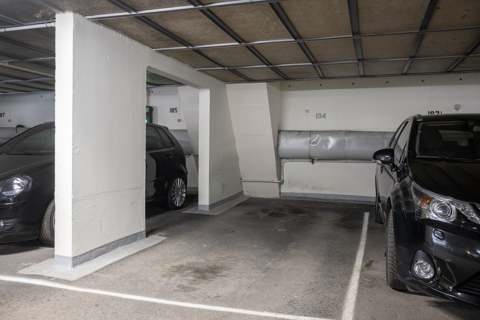 Det medfølger parkeringsplass i felles garasjeanlegg Galleribilde
