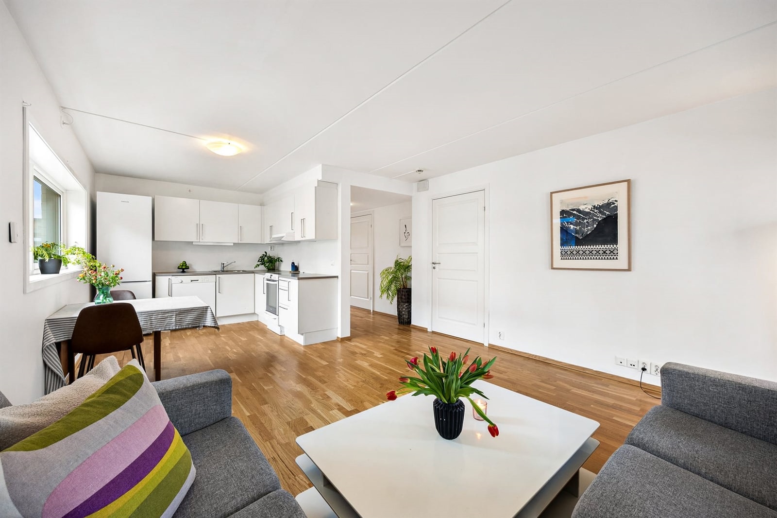Velkommen til Doktor Wendts Gate 12! Presenteres av Jørgen Gabrielsen v/Krogsveen avd. Skedsmokorset. Foto by Espen Galleribilde