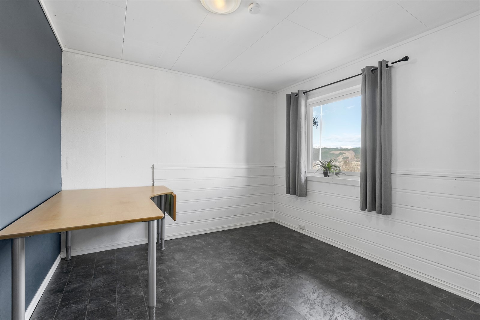 Soverom 3 i sokkeletasjen. Galleribilde