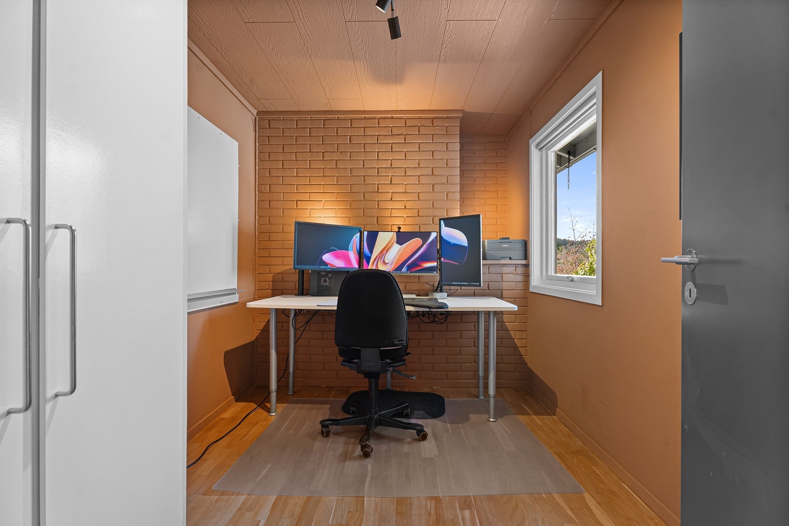 Kontor 1 etg Galleribilde