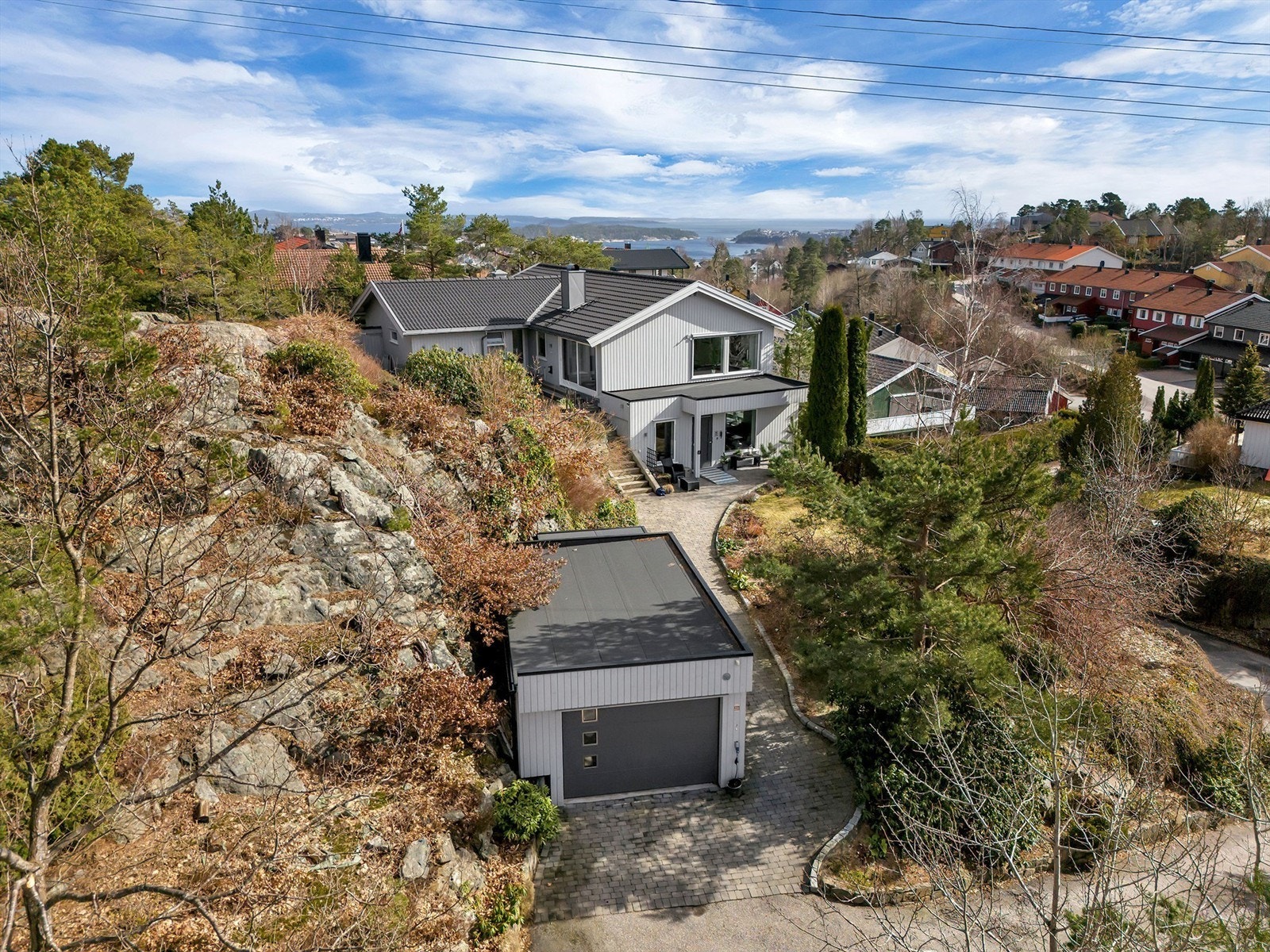Krogsveen v/Espen Bjørndahl presenterer Øvre ringvei 62 Galleribilde