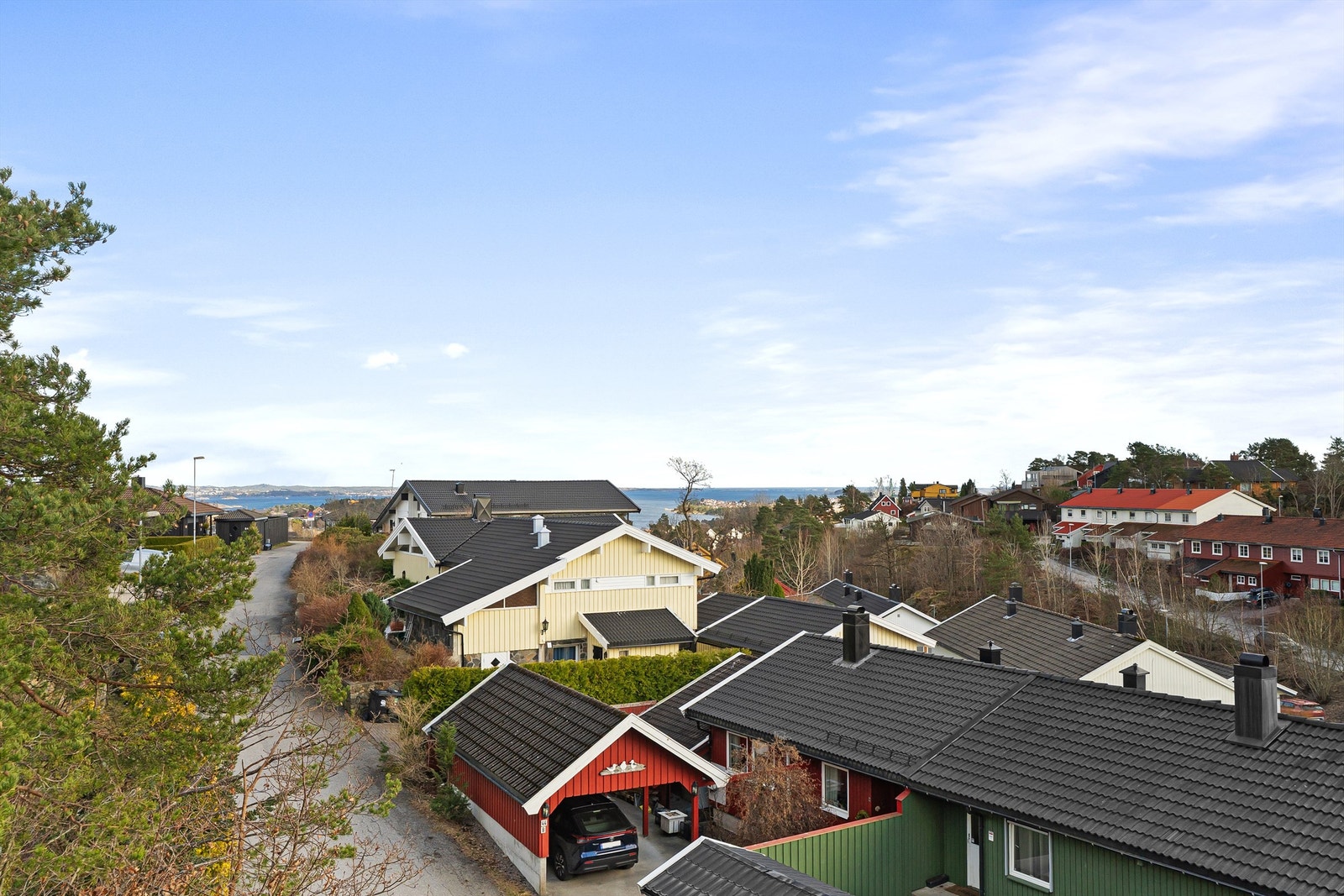Øvre ringvei 62, luftig og usjenert. Galleribilde