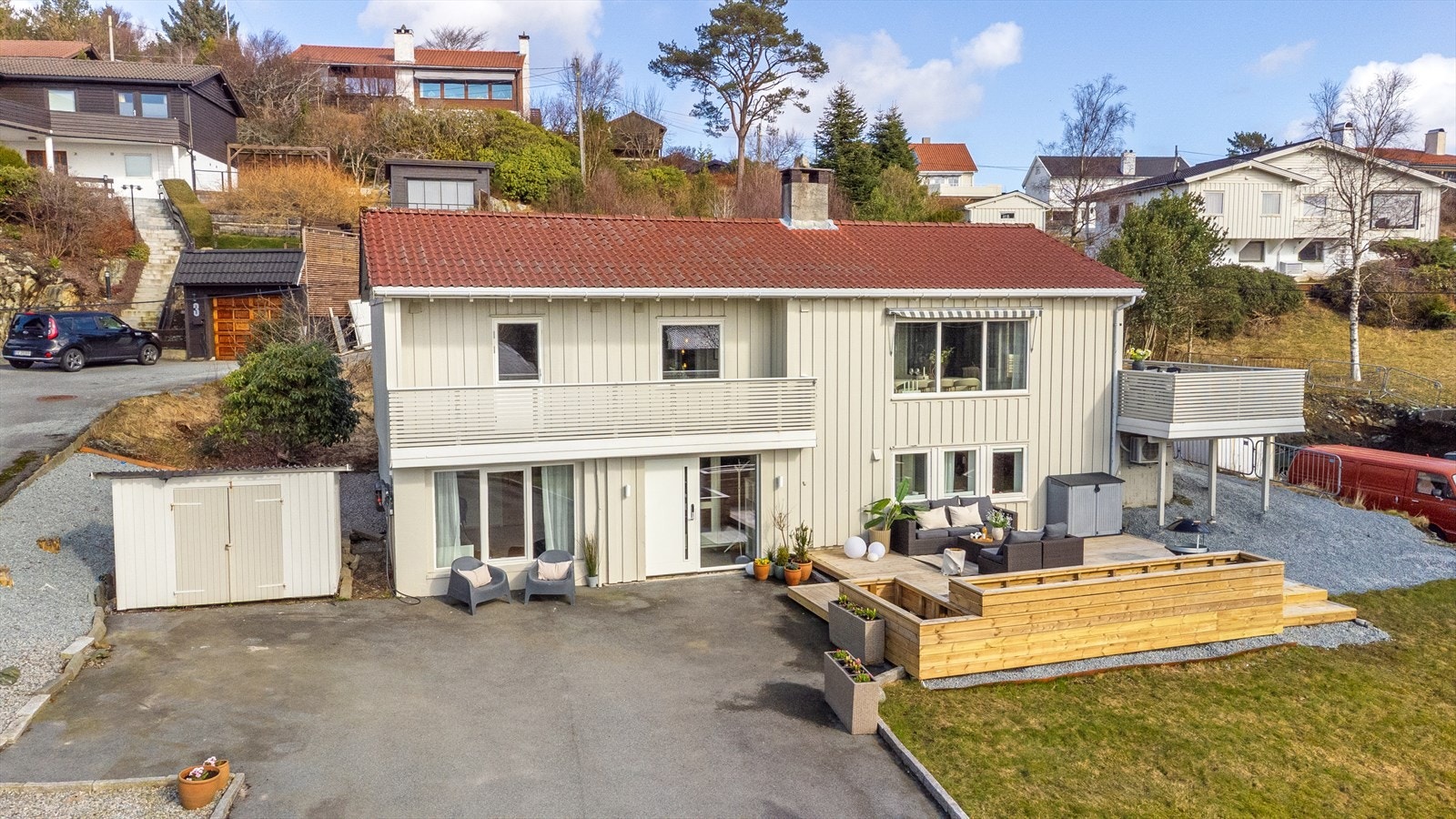 Velkommen til Livegen 13 - Presentert av Eiendomsmegler Lars Erik Sørgård v/Aktiv Haugesund! Foto: Fotograf Aina Østebøvik Olsen Galleribilde