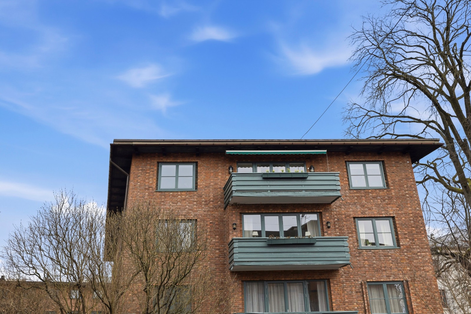 Her får du muligheten til å bo i et pulserende bymiljø, samtidig som du kan nyte fredelige pusterom fra storbyens hektiske hverdag. Galleribilde