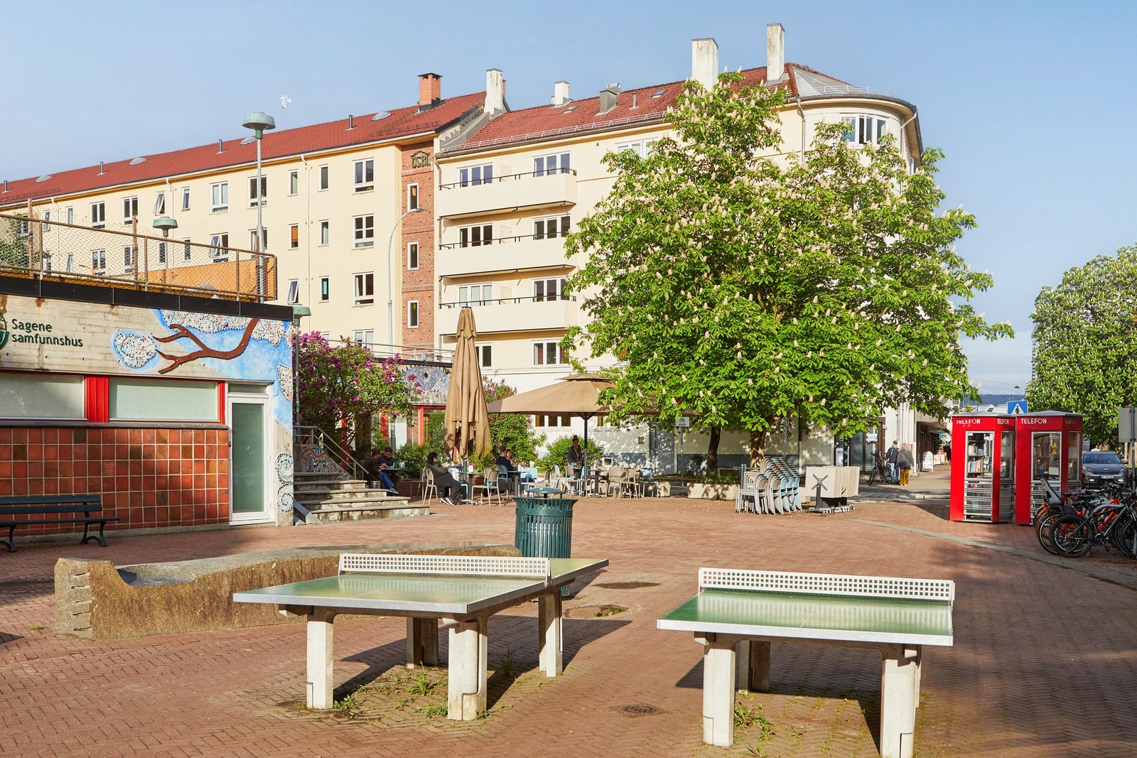Arne Gjestis plass Galleribilde