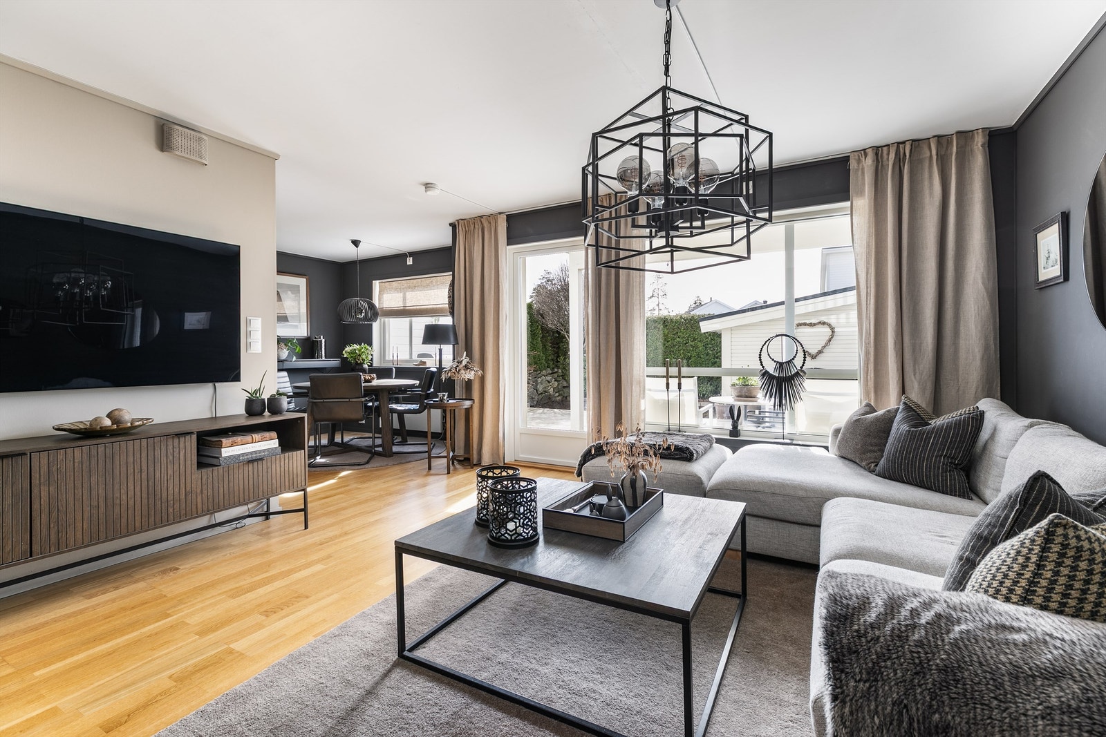 Ileveien 7B presenteres av Krogsveen.
Fotograf; Børge Oppegård. Galleribilde