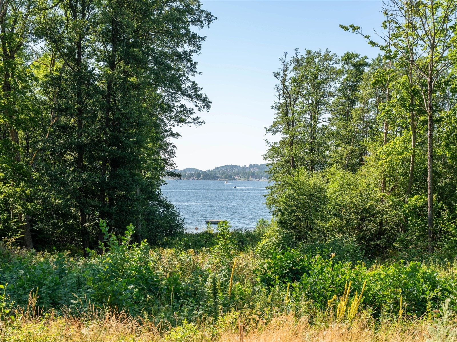 Fin sjøutsikt som kan sees fra hytta. Galleribilde