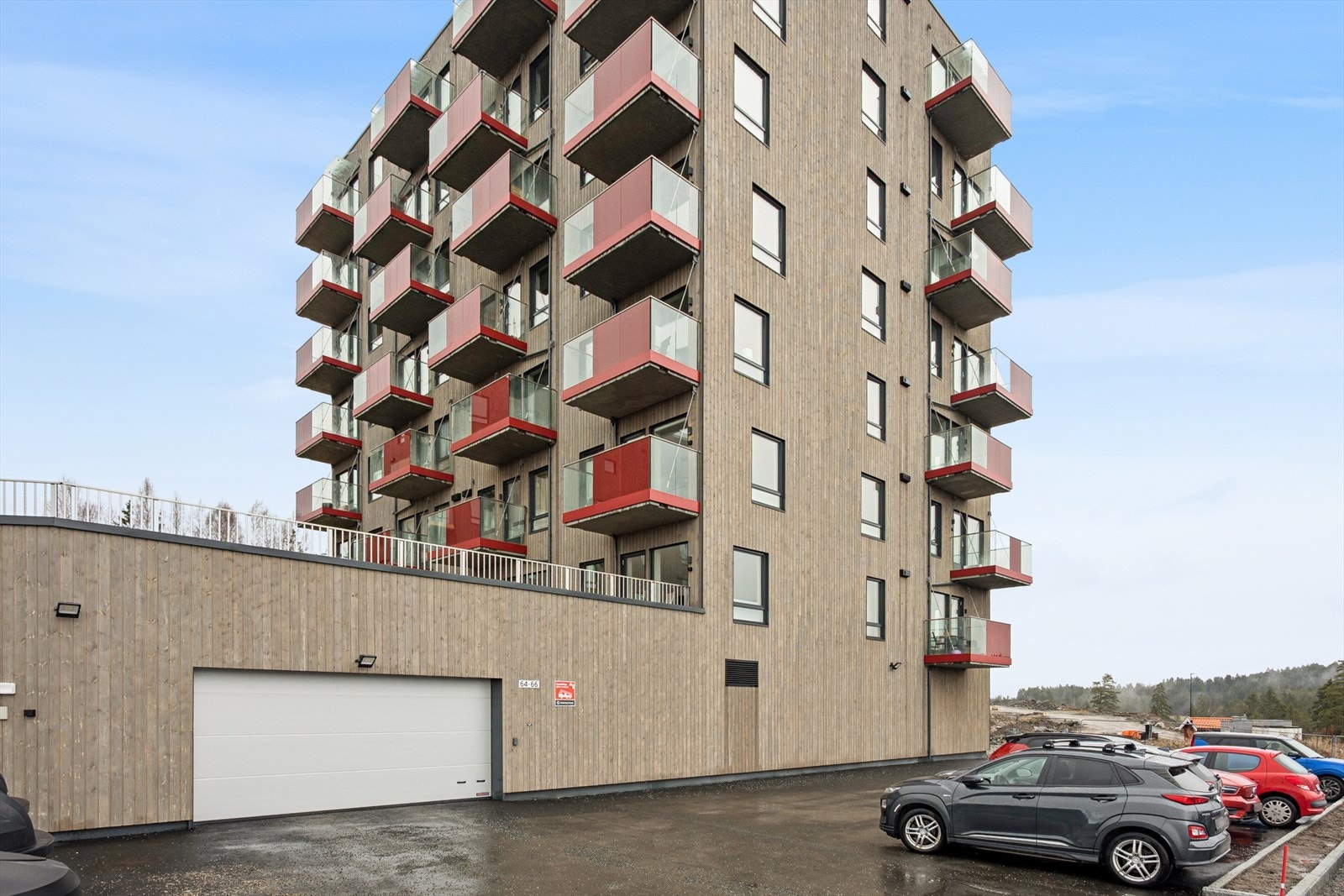 Sameiet Solerunden 64-66 består av 73 boligseksjoner. Galleribilde