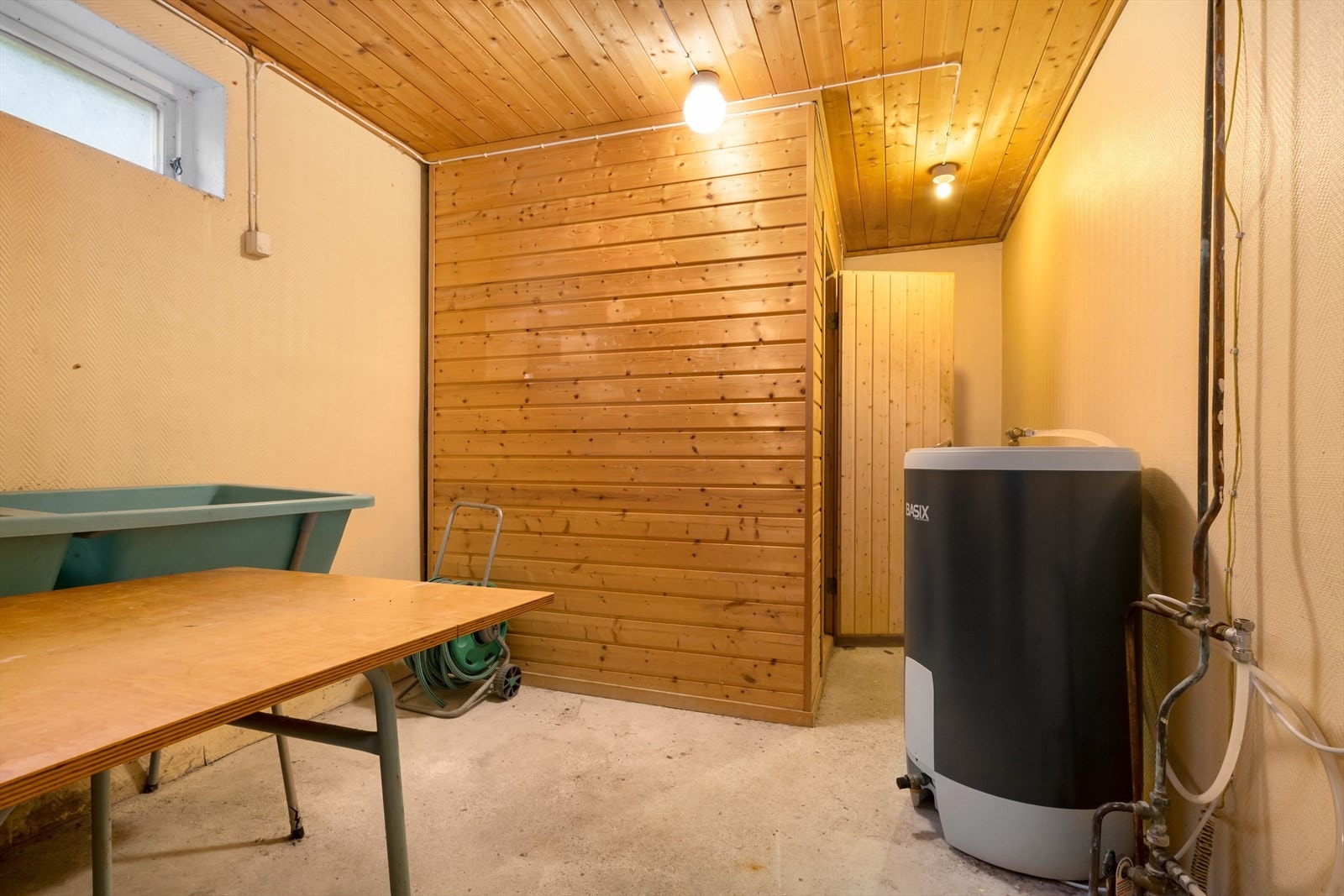 Vaskerom Galleribilde