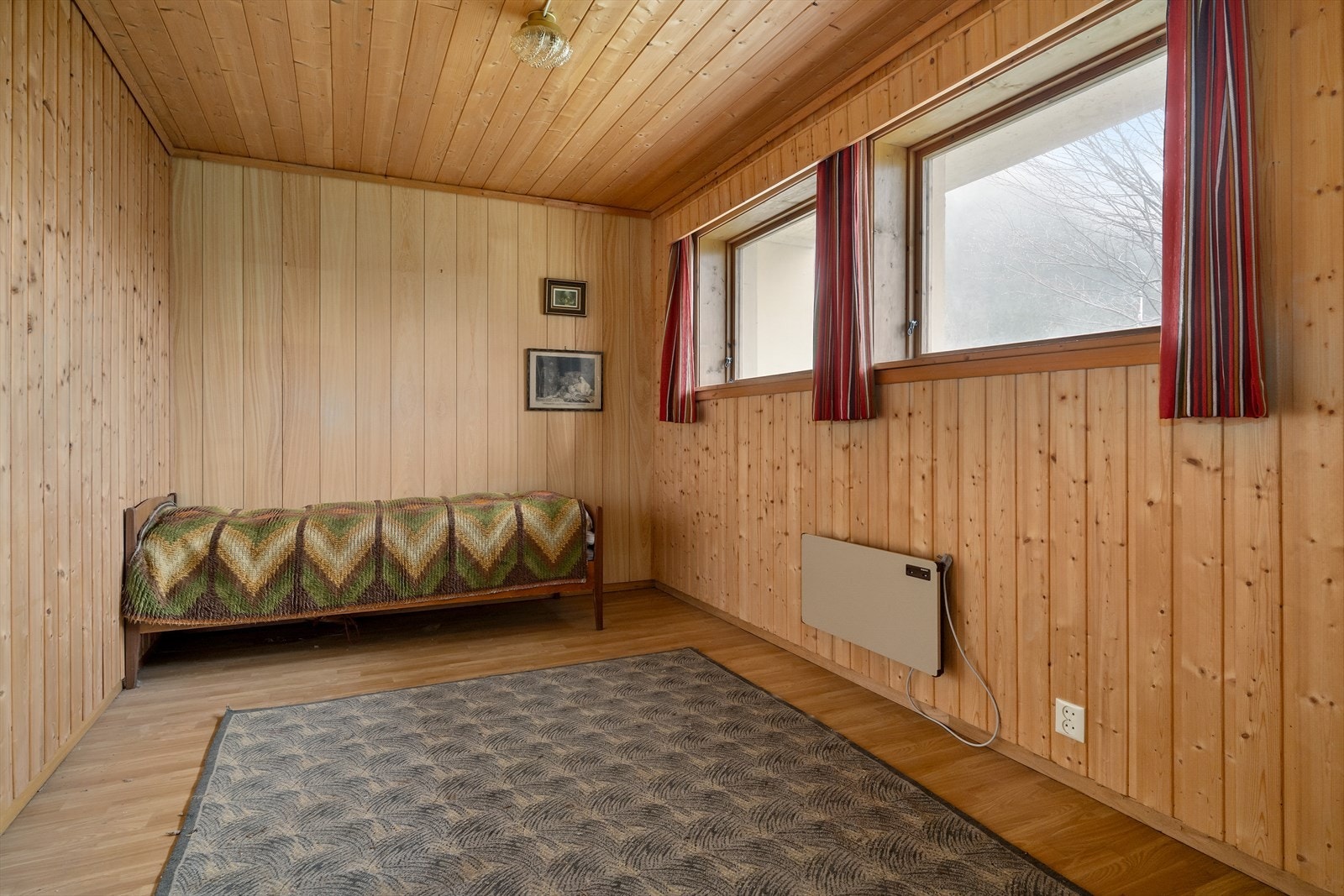 Soverom (byggemeldt som arbeidsrom på opprinnelig plantegning) Galleribilde