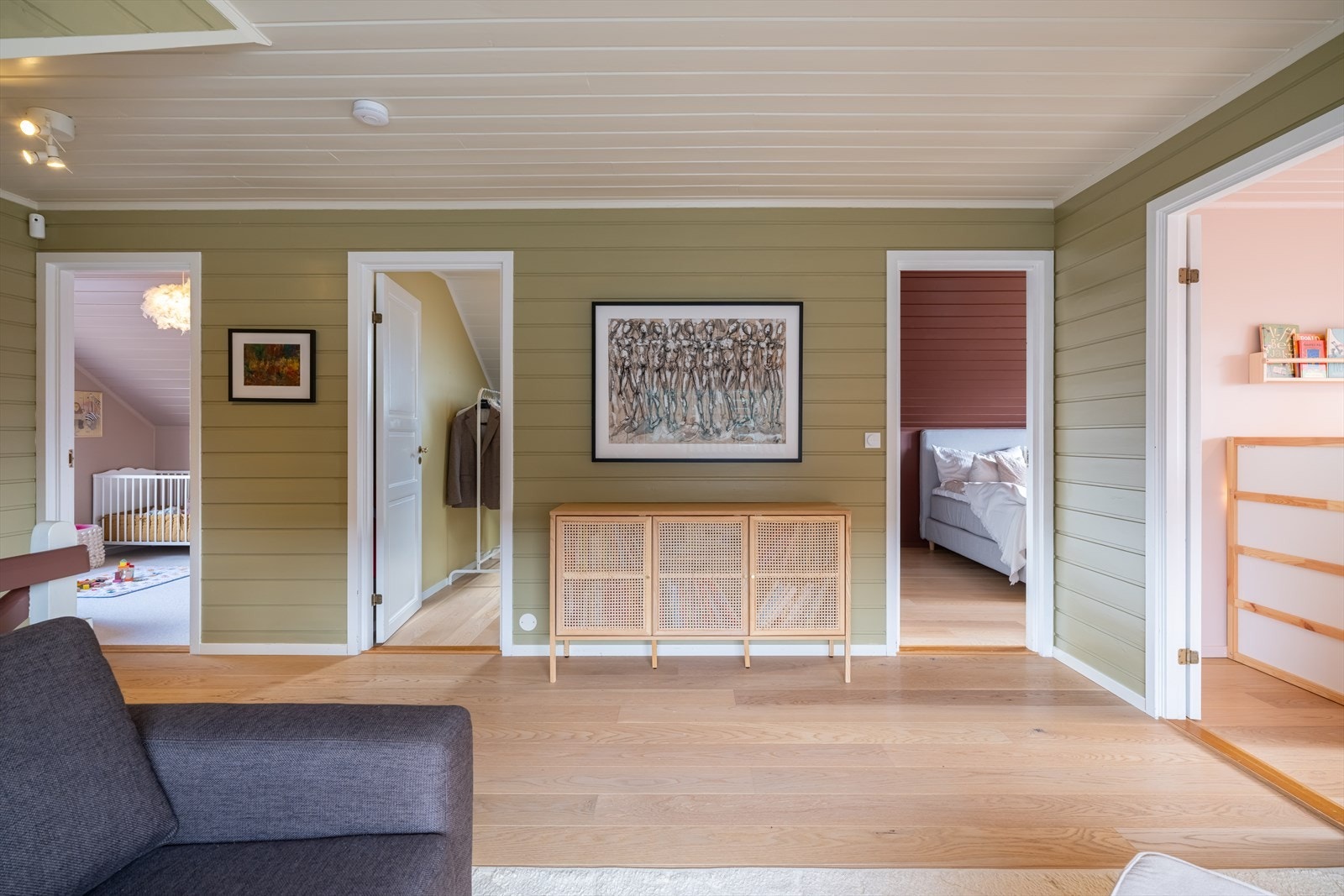 Inngang til alle 4 soverommene Galleribilde