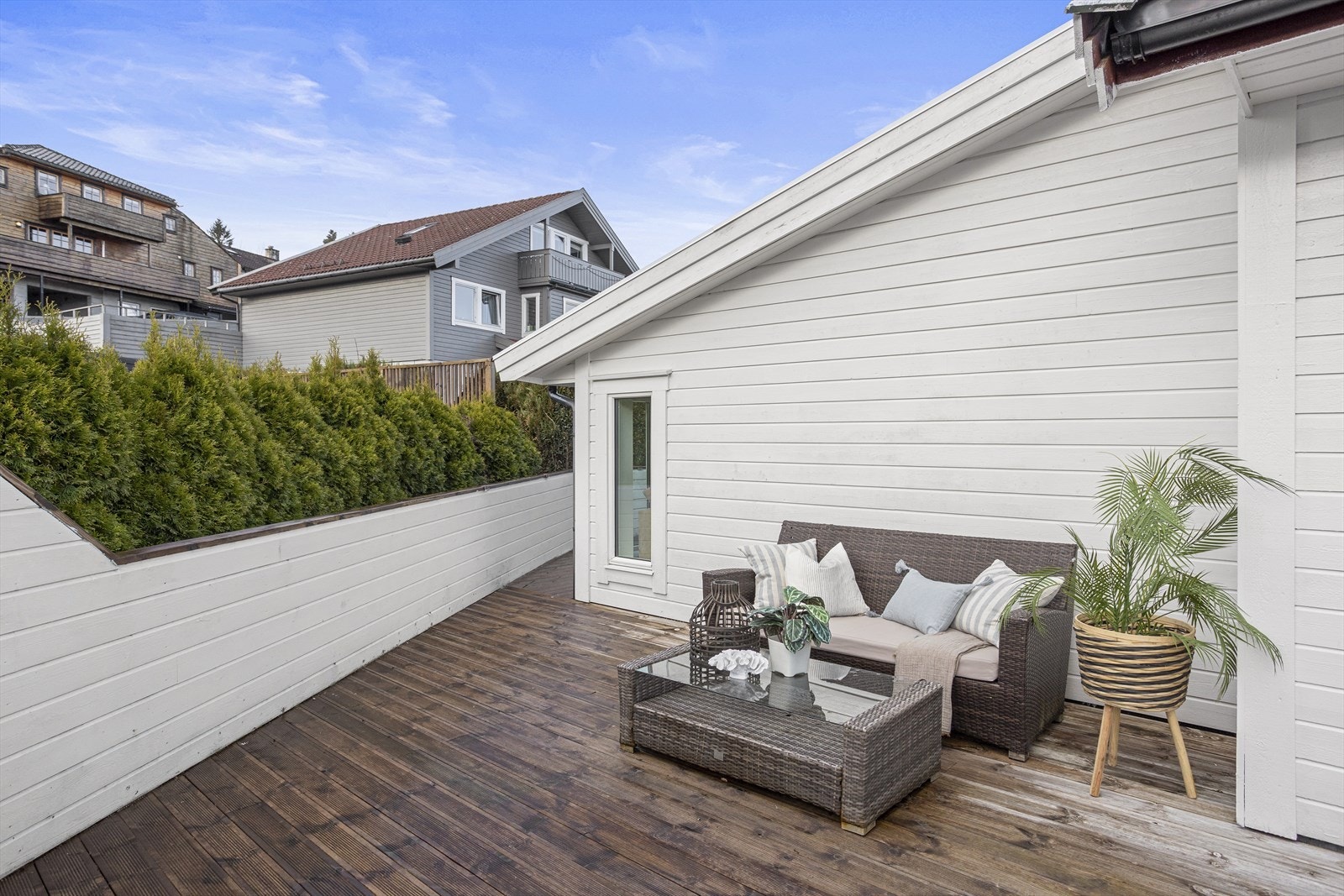 Huset har et terrasseareal på hele 89 kvm. Galleribilde