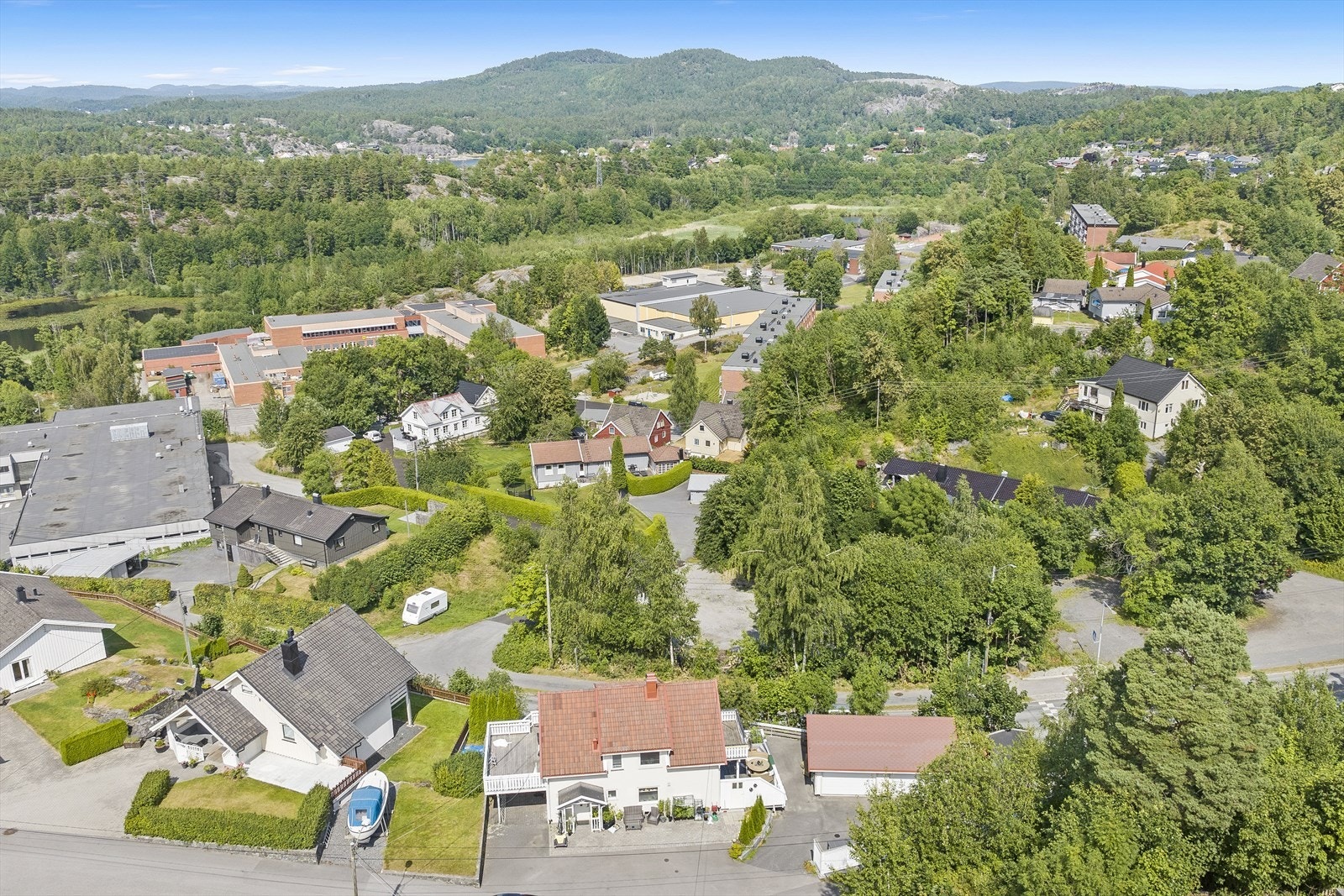 Dronefoto av området. Galleribilde