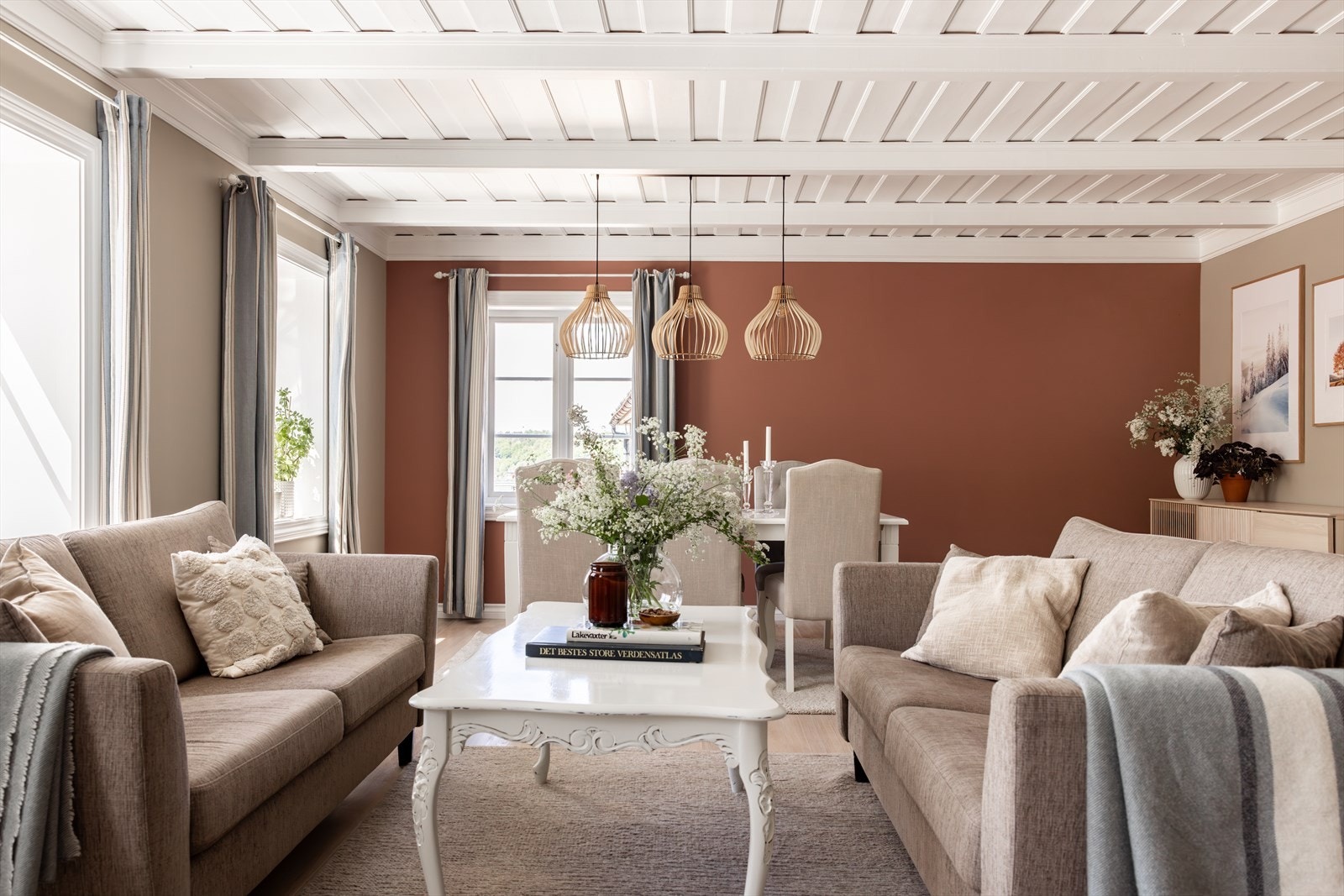 Huset er nøysomt satt i stand og gir et meget godt inntrykk. Galleribilde