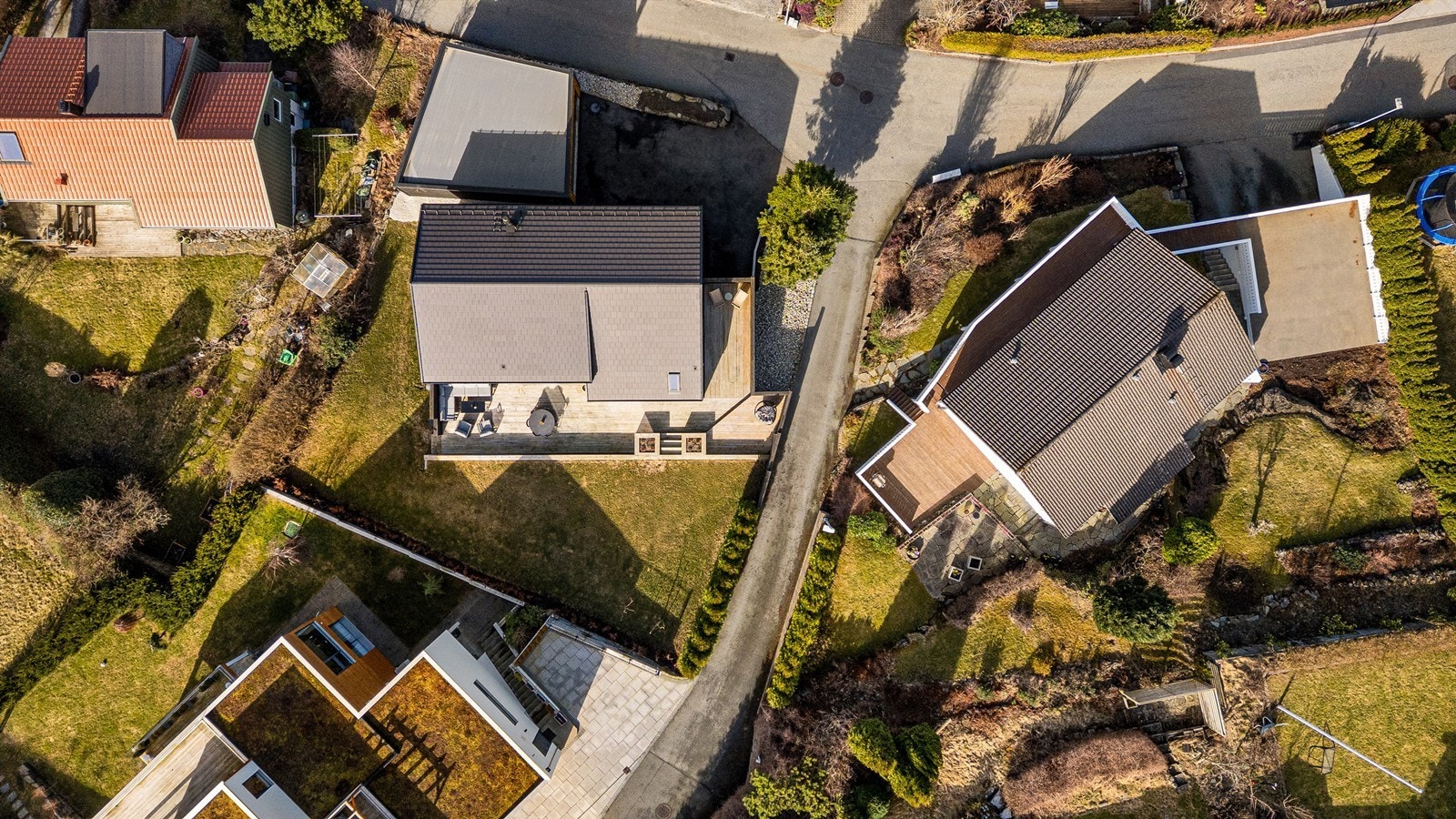 Tomten er på 719,9 kvm. Galleribilde