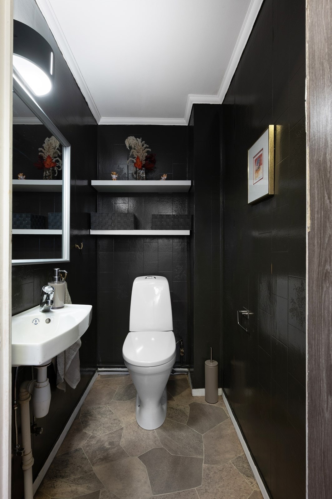 - Toalettrom på 1,7 m² - Galleribilde