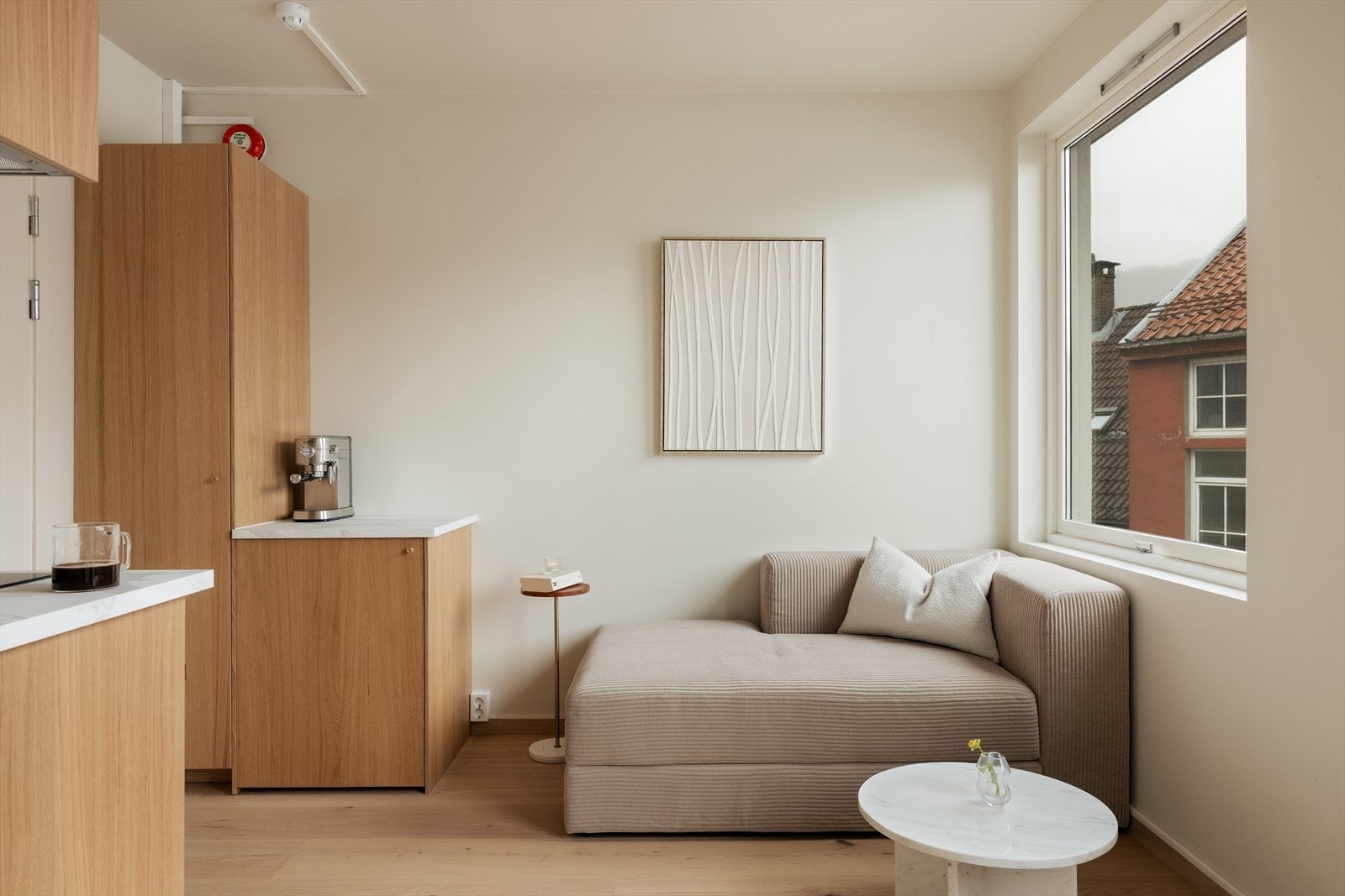 Aktiv Eiendomsmegling v/ Sigbjørn Helland har gleden av å presentere Eikeveien 4! Foto: Alex Coppo. Galleribilde