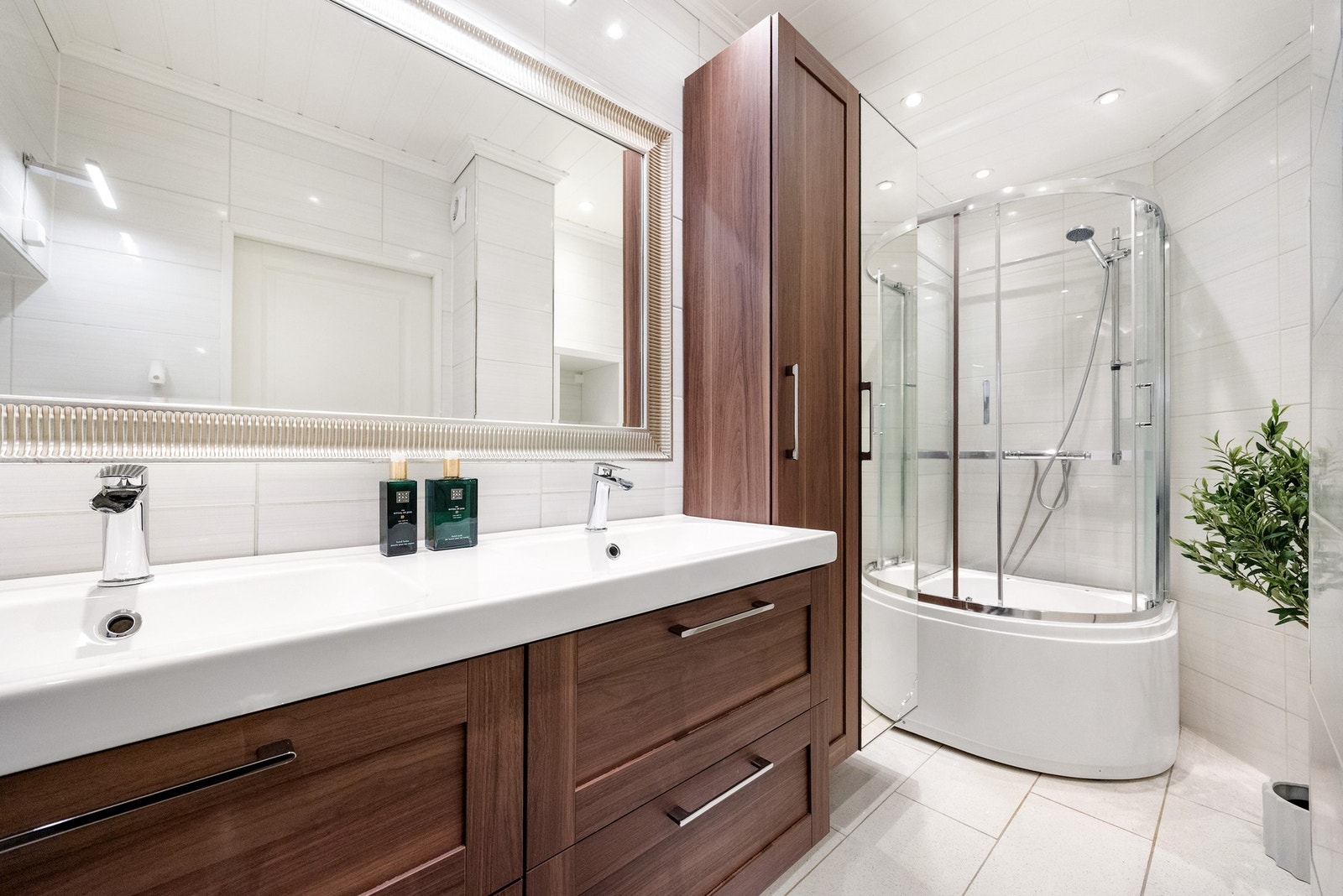 God oppbevaringsplass i skuffer og skap Galleribilde