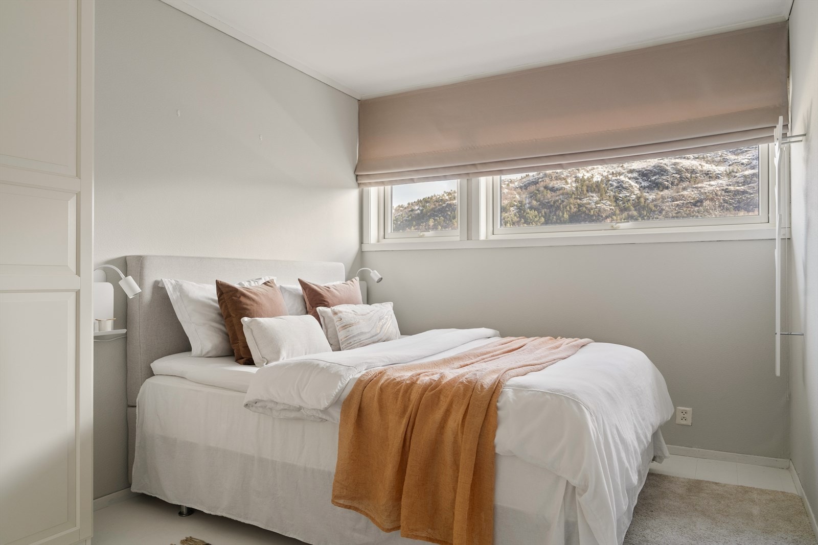 1 av soverommene ligger i 2.etasje Galleribilde