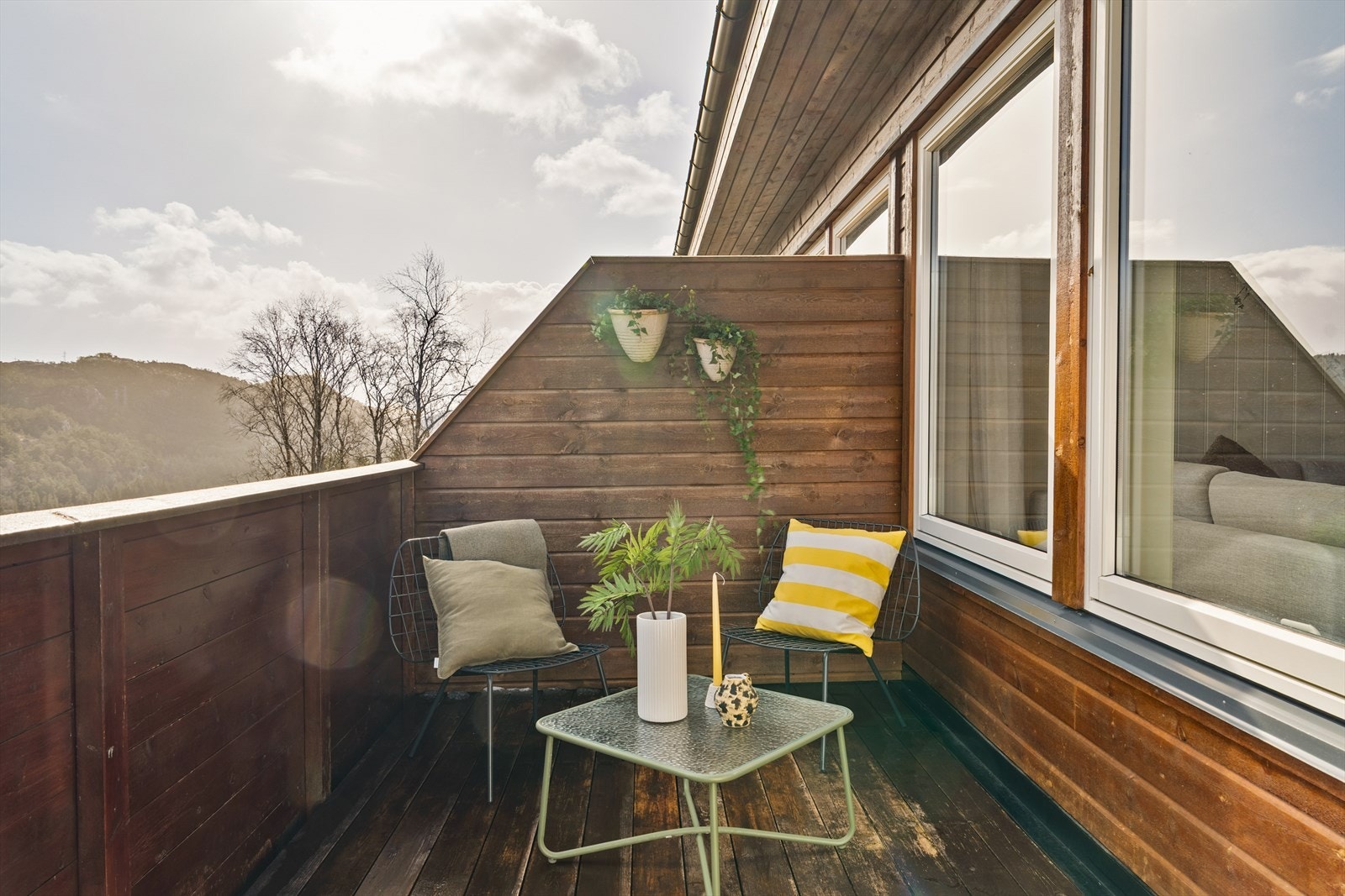 Her er det plass til en mindre sittegruppe Galleribilde