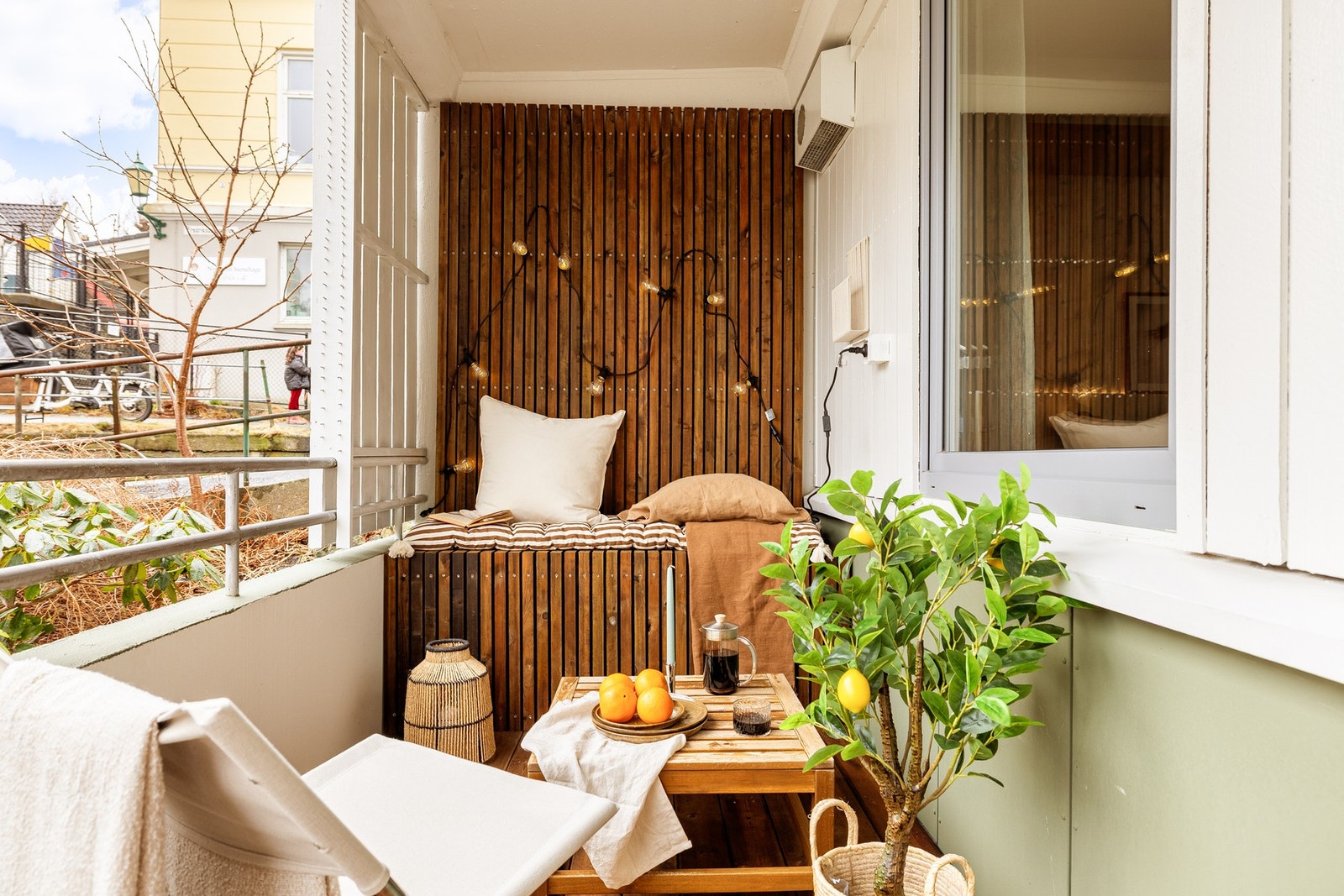 Det er også laget en hyggelig sittebenk i samme materiale. Galleribilde