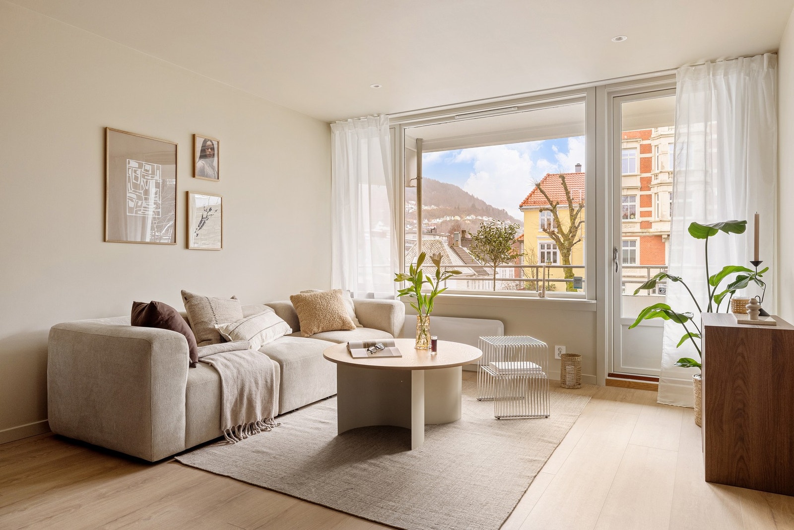 Nordnesveien 4 presenteres av EIE eiendomsmegling, ved Cecilie Sandvik (Foto: Nathalie Reinholdtsen) Galleribilde