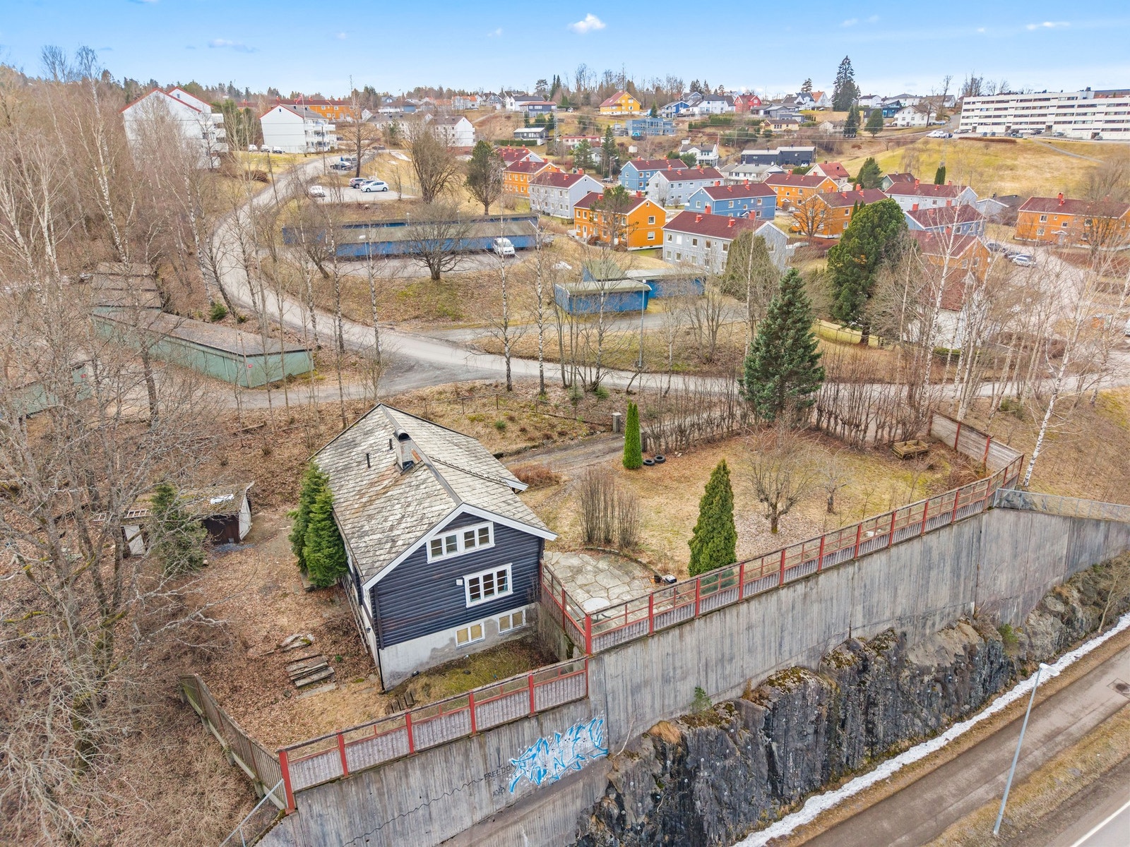 Christer Langstrand v/EIE eiendomsmegling har gleden av å presentere Solvegen 6! Galleribilde