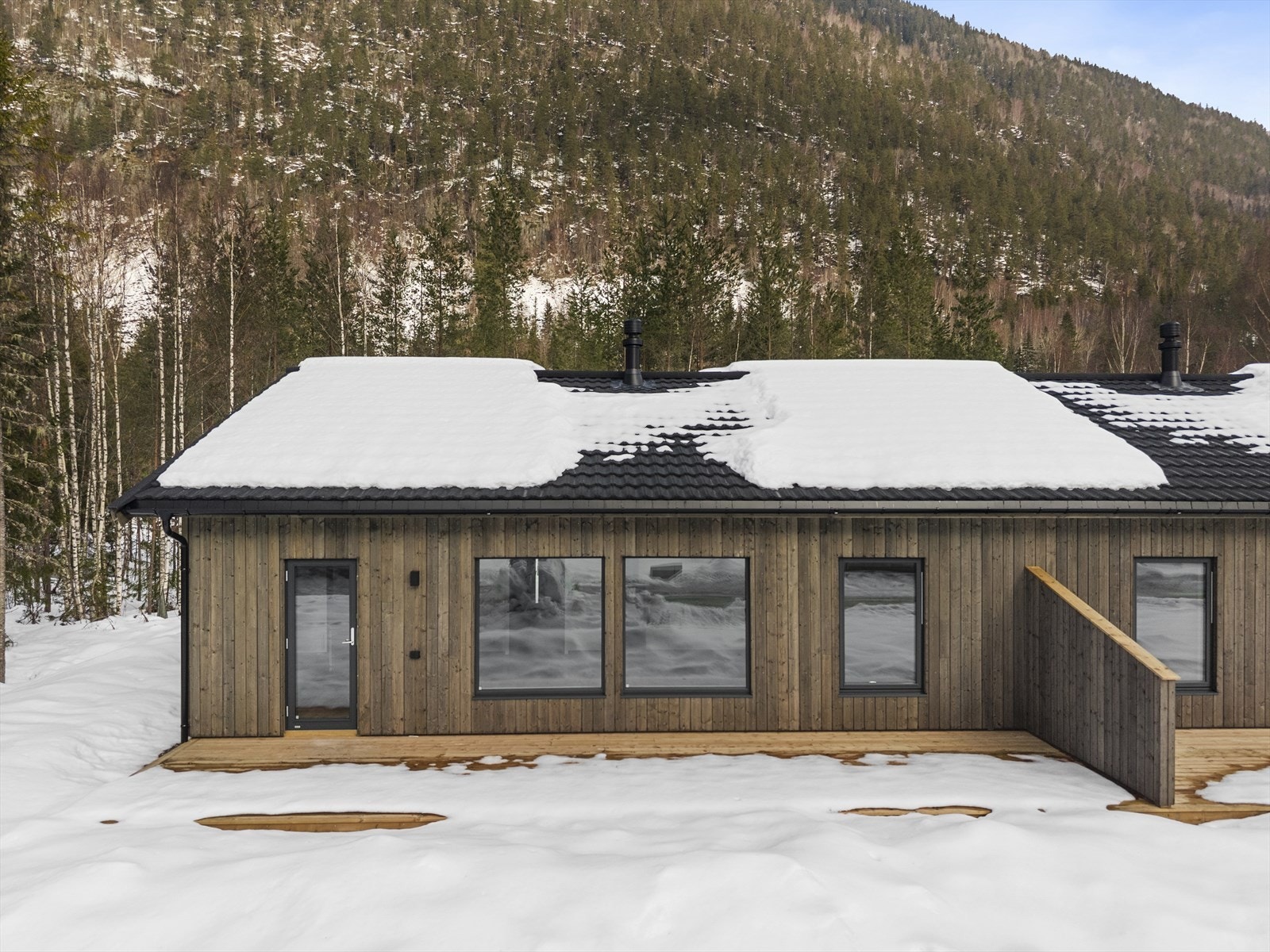 Veranda med gode møblerings muligheter Galleribilde