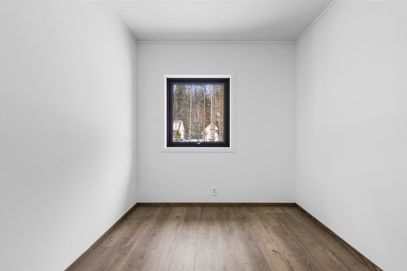 Soverom II inngang fra gang Galleribilde