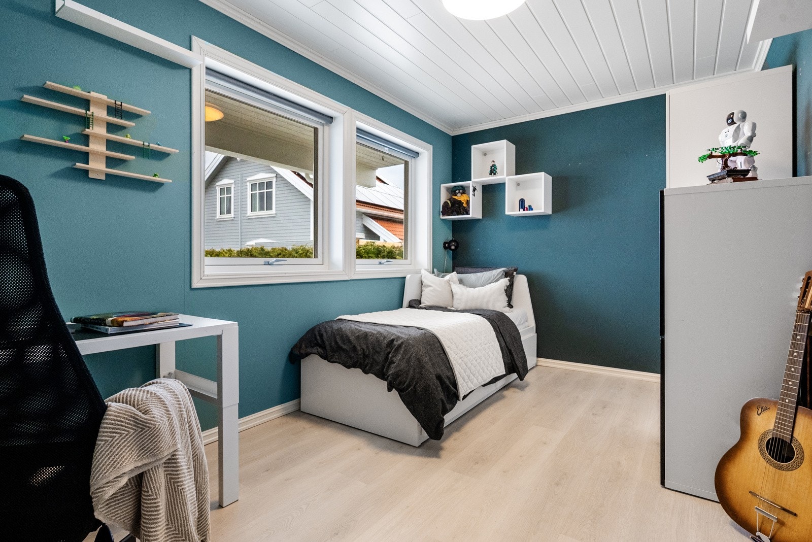 Fin plass for oppbevaring og lekselesing. Galleribilde