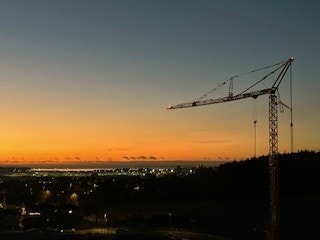 Solnedgang sett fra balkong (selgers private bilde). Galleribilde