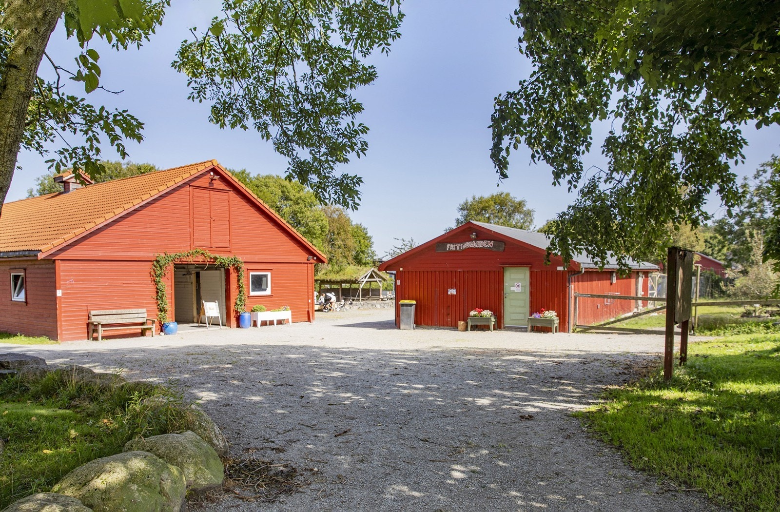 Her kan man oppleve dyr og natur i landlige omgivelser. Galleribilde