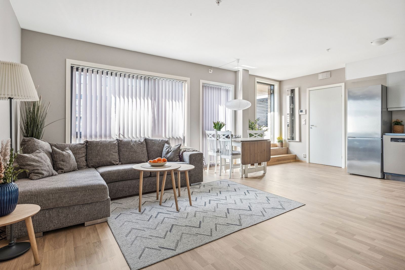 Velkommen til Spireaveien 12 B! Flott møblert 2-roms ledig fra mai. Galleribilde