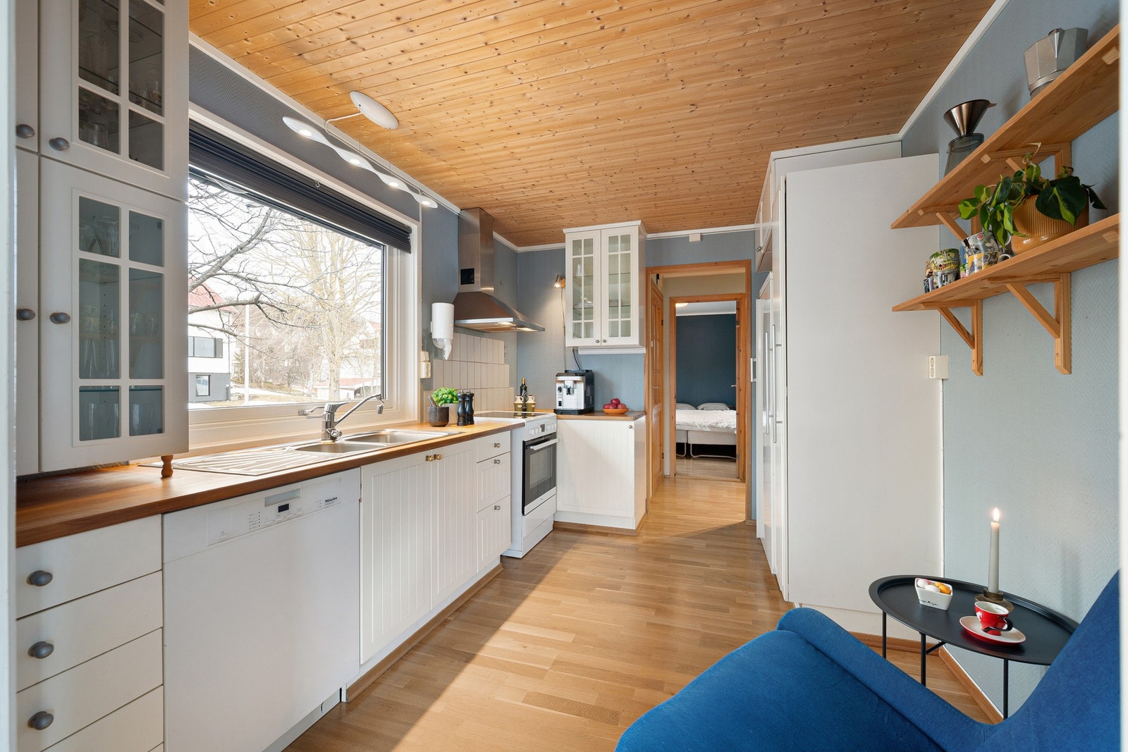 Kjøkken med tidløs innredning fra IKEA Galleribilde