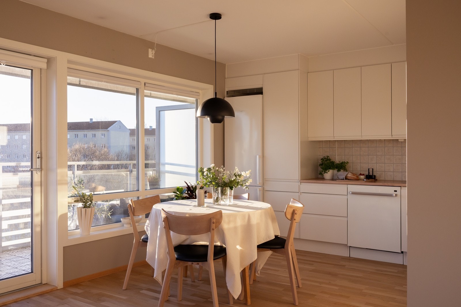 Den gode planløsningen og størrelsen gjør at leiligheten har flre naturlige soner. Galleribilde