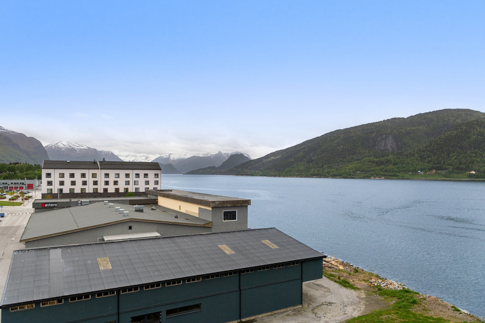 Her kan du nyte utsikten og de gode solforholdene. Galleribilde