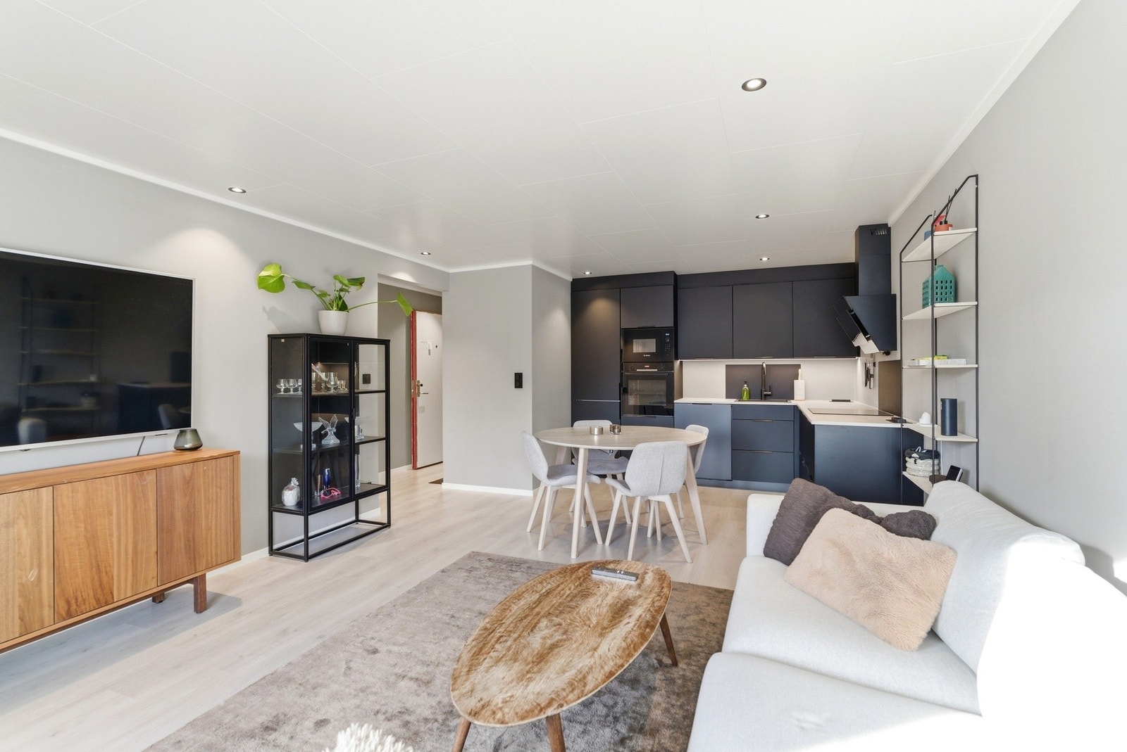 TV/Internett (fiberbasert) er inkludert i felleskostnadene og leveres fra Telenor. Galleribilde