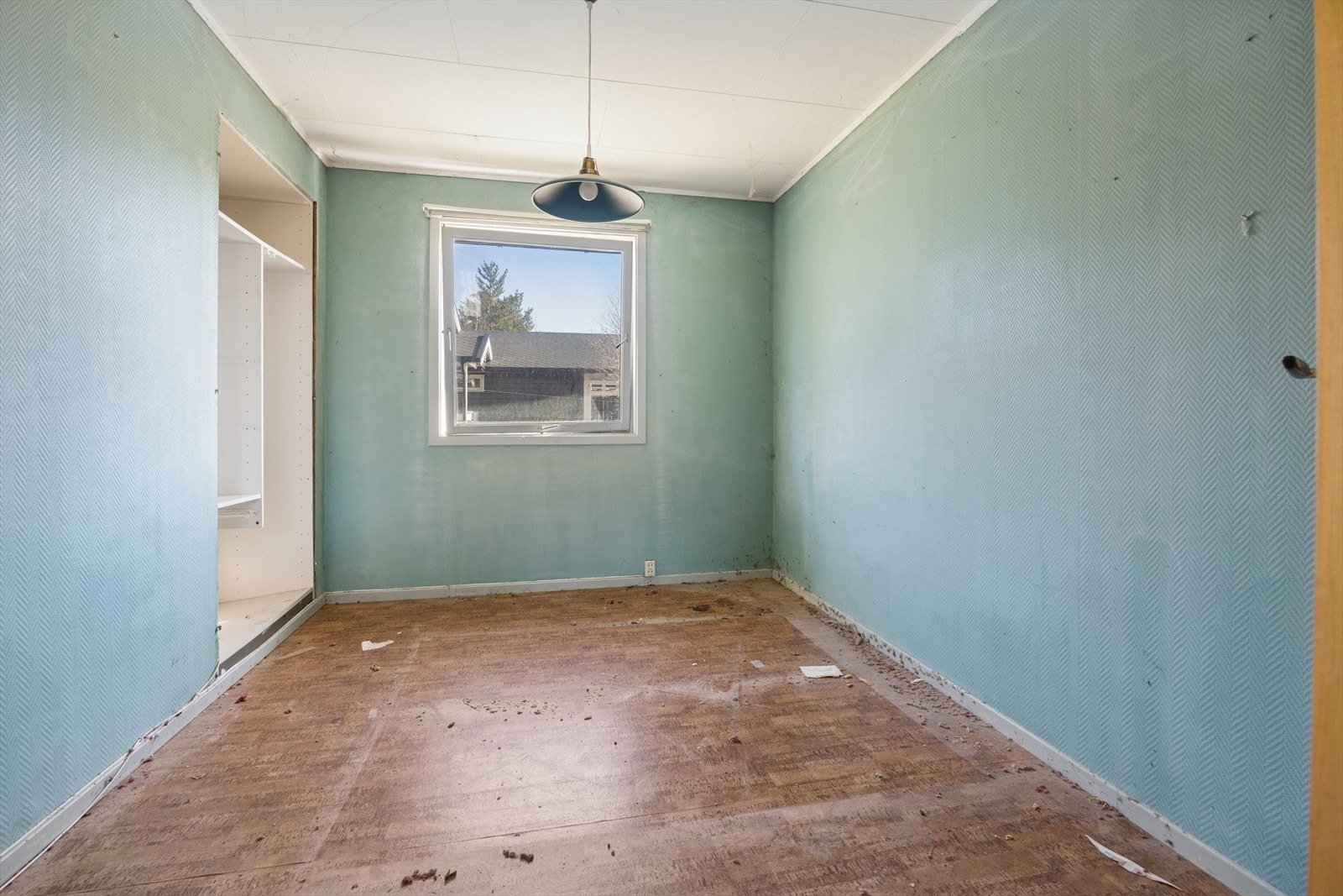 Lyst og romslig soverom. Galleribilde