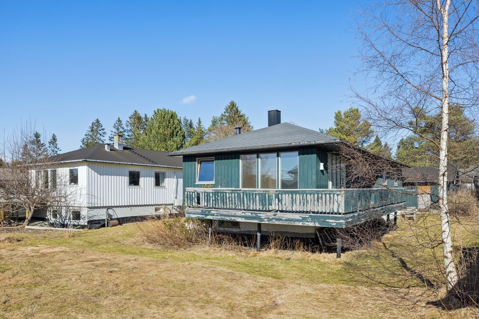 Med gjennomgående eldre standard ligger forholdene til rette for å modernisere planløsning, materialvalg og tekniske løsninger etter eget ønske og behov. Galleribilde