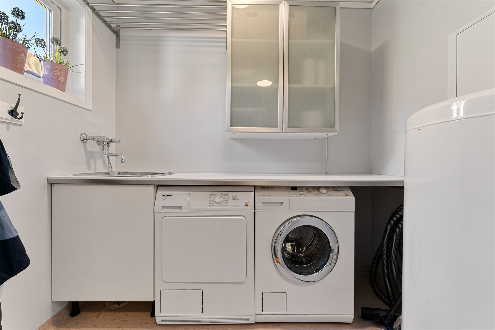 Eget vaskerom med benkeplass Galleribilde